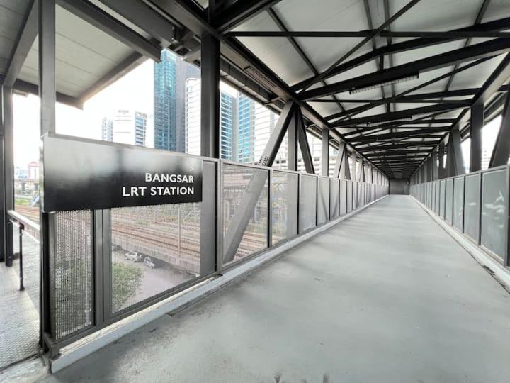 IHomes33 EST Bangsar KL Sentral LRT 2-4 Pax, IH03 photo 4