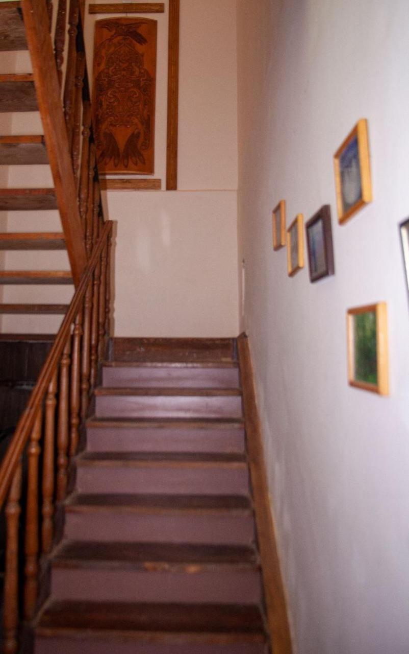 B&B Sunrise House Aygavan