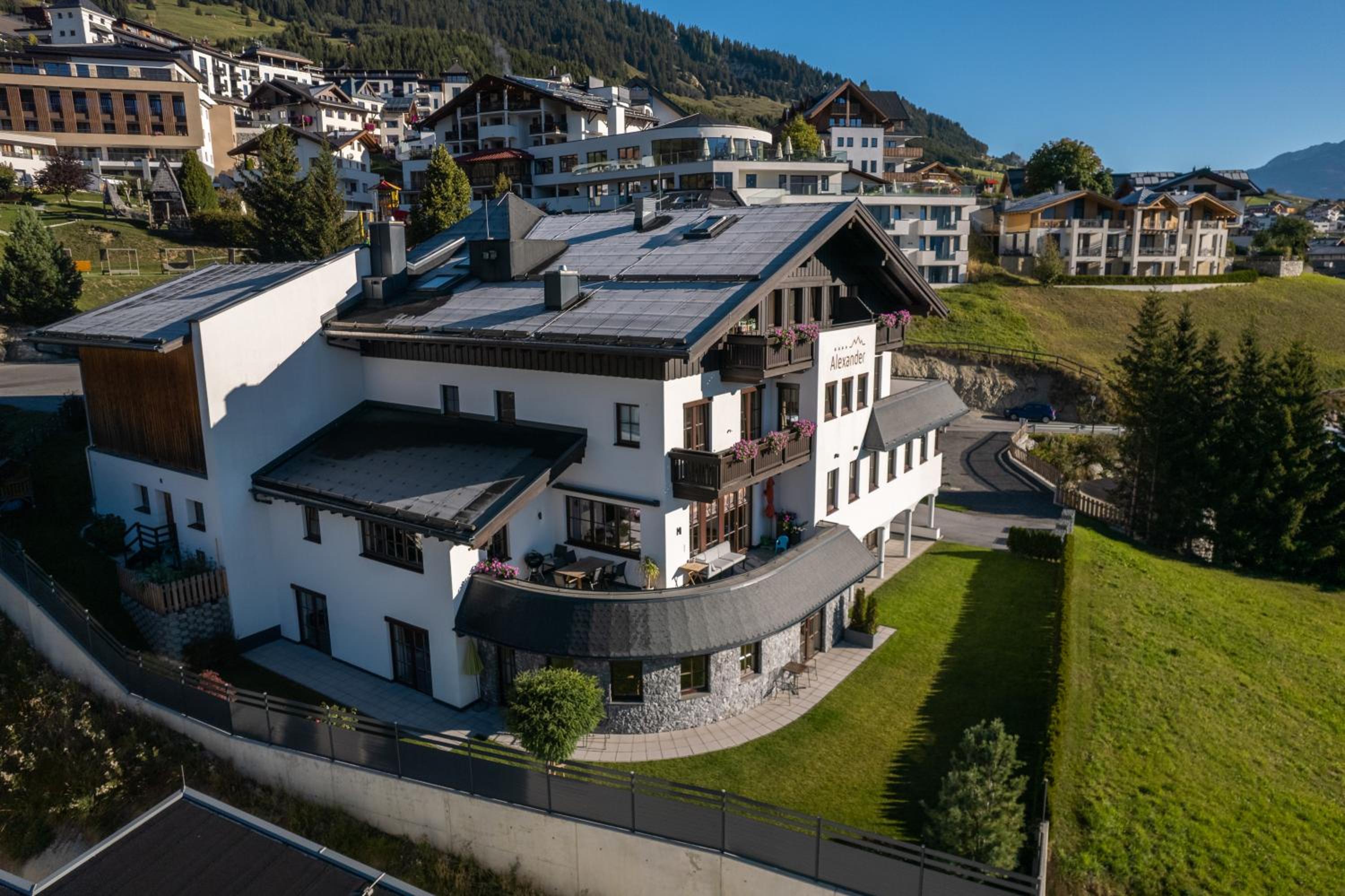 Appartements Alexander view 4