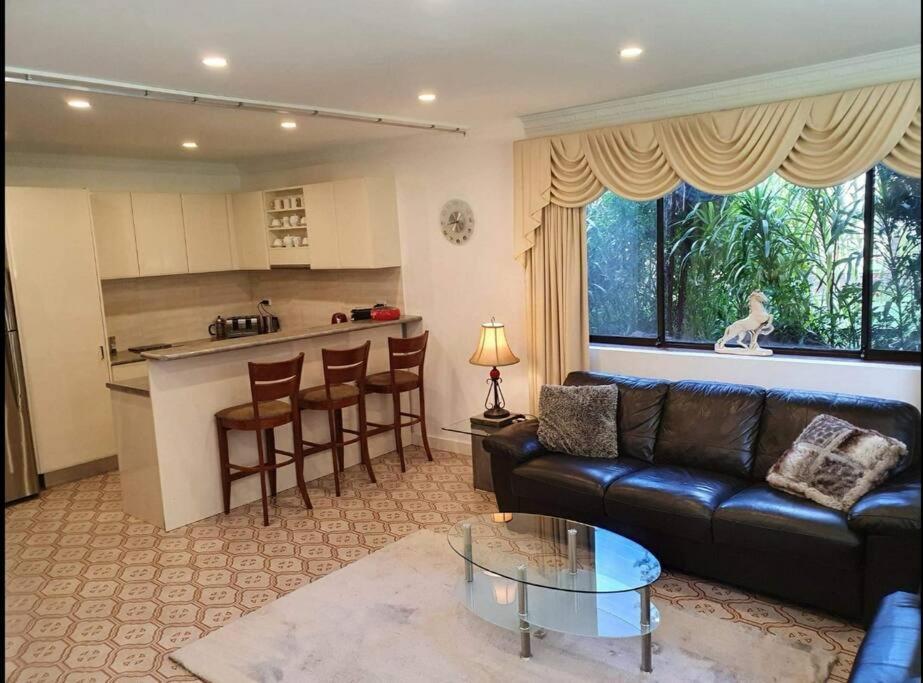 Grandview Melbourne Executive 2BR Apartment