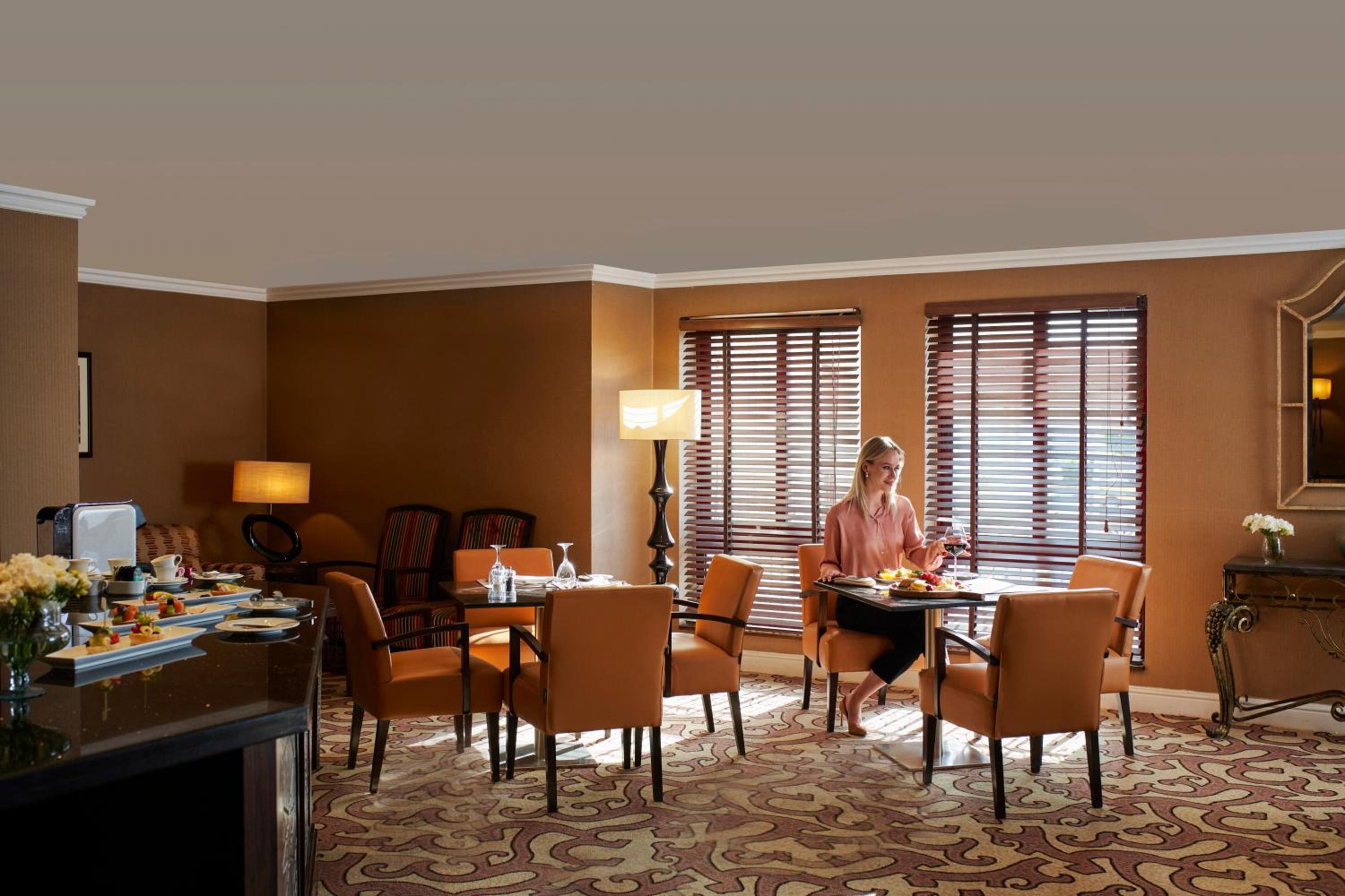 Mövenpick Resort Petra — photo 48