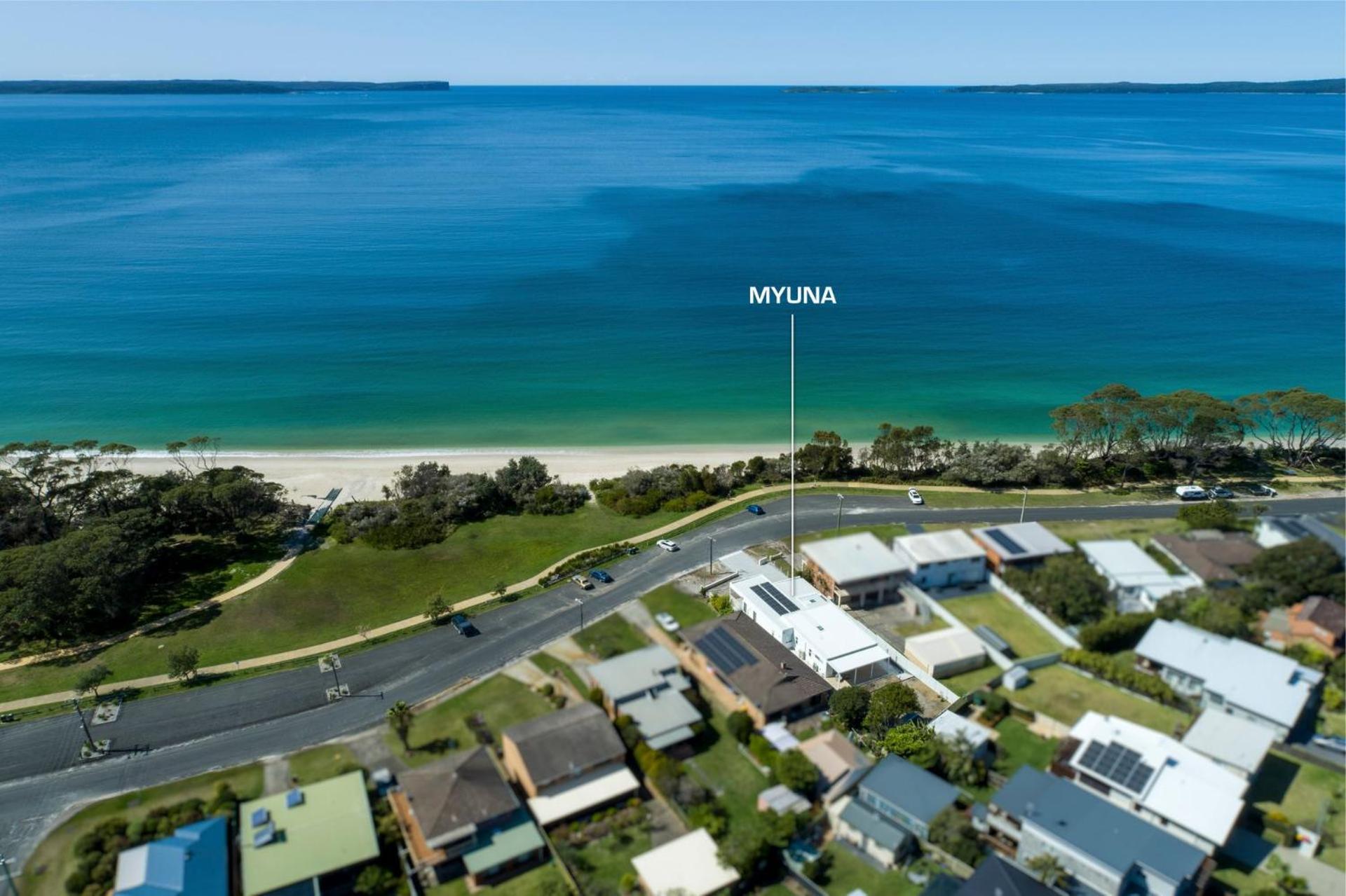 Myuna - beachfront pet-friendly coastal escape