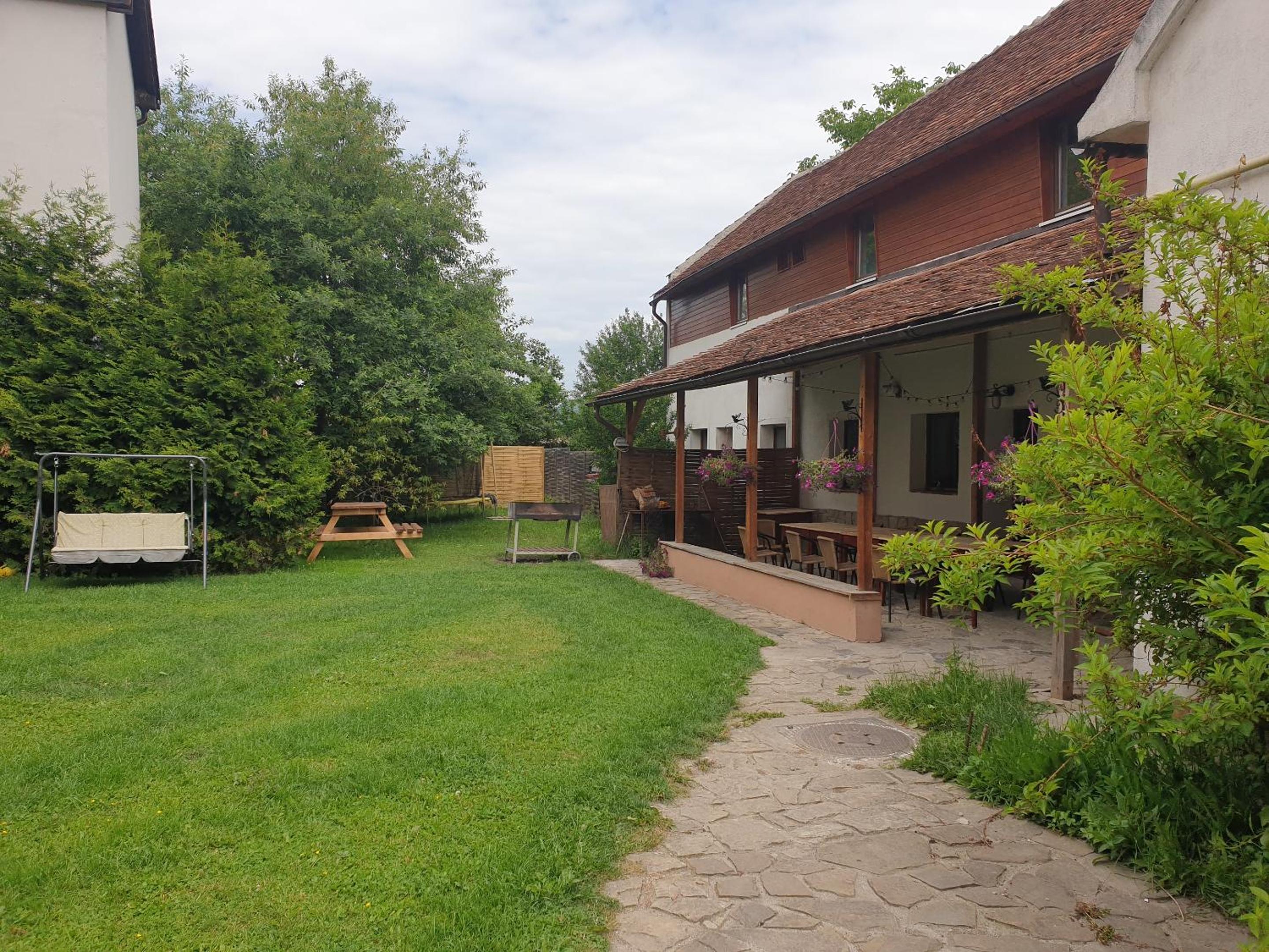Photo 28
