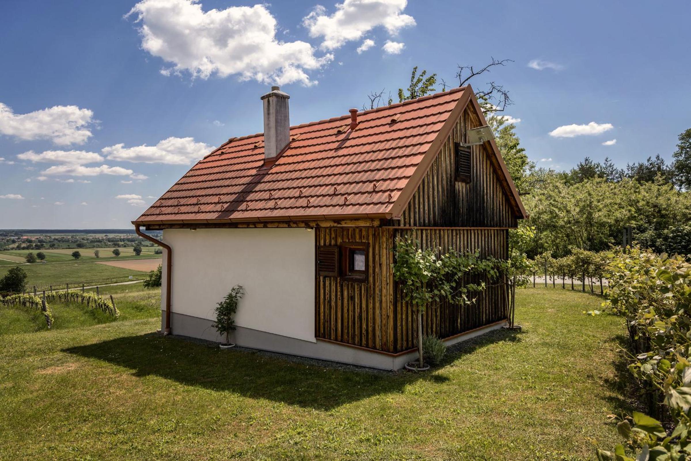 Kellerstöckl Postrumer Weinberg 48