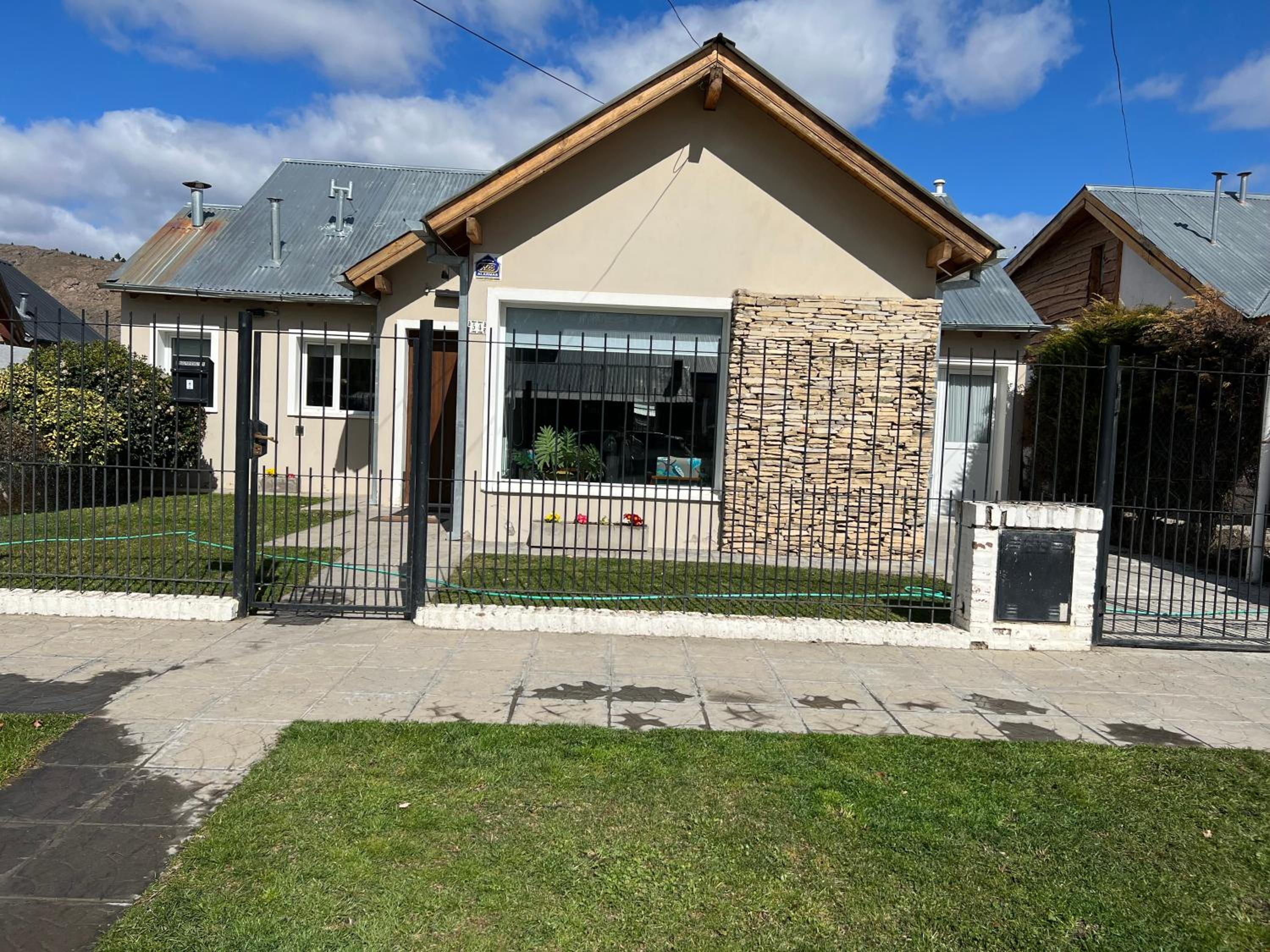 Hotel Casa cálida súper confortable hasta 7 personas - Image 1