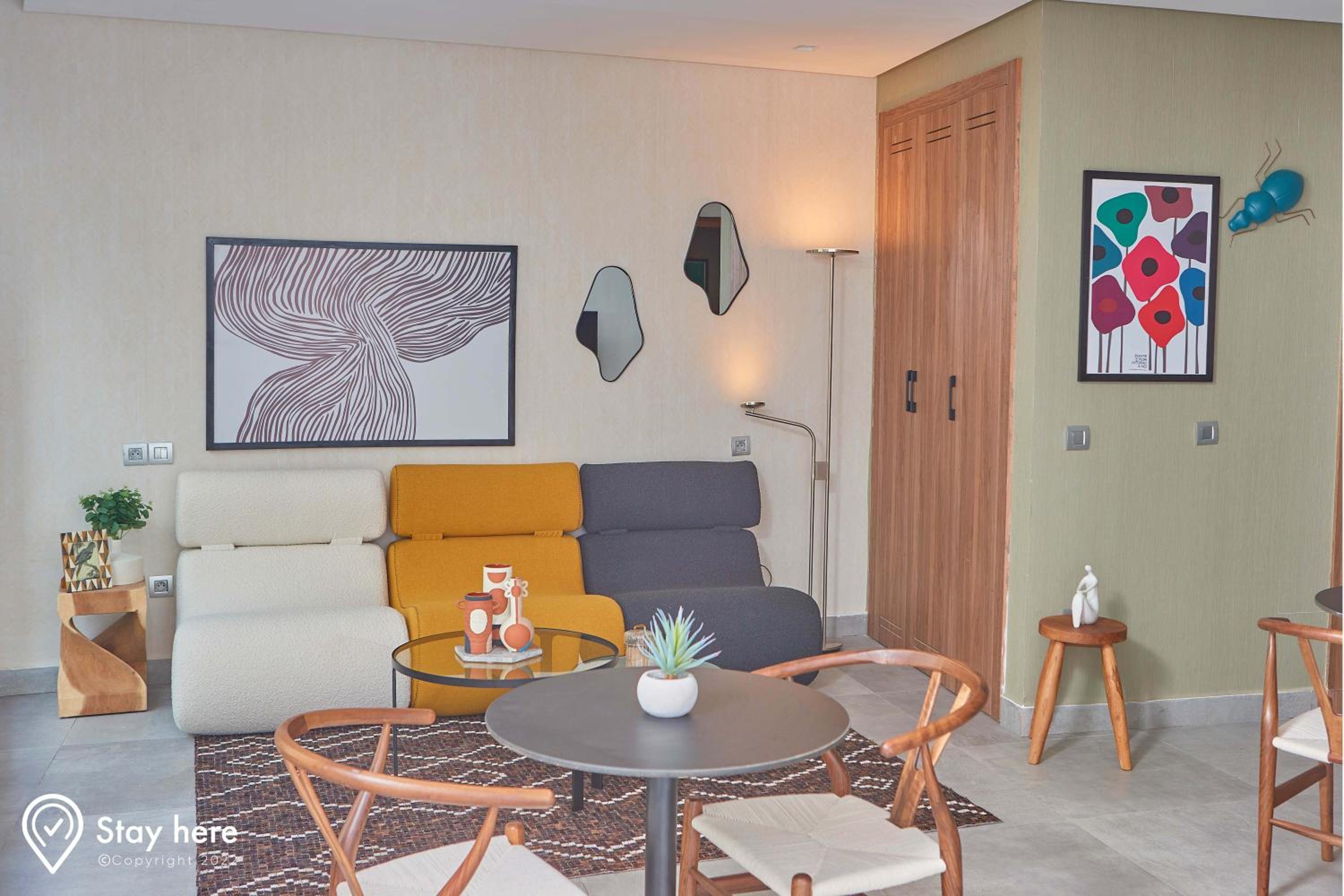 lounge
