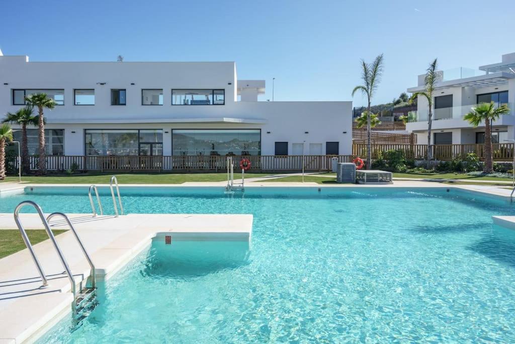 Stunning apt Padel&Gym by Costarentals - Ref 74