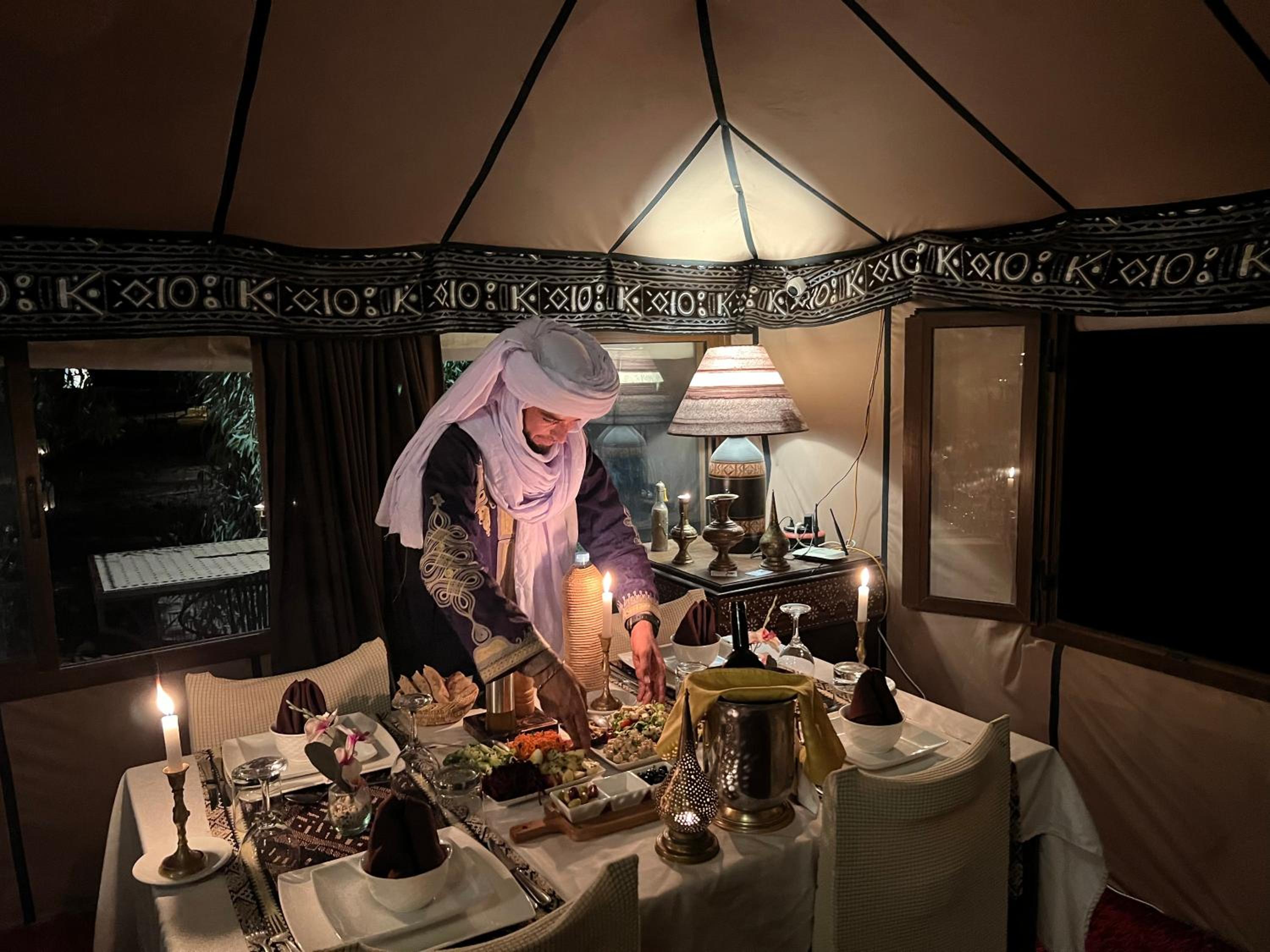 dining