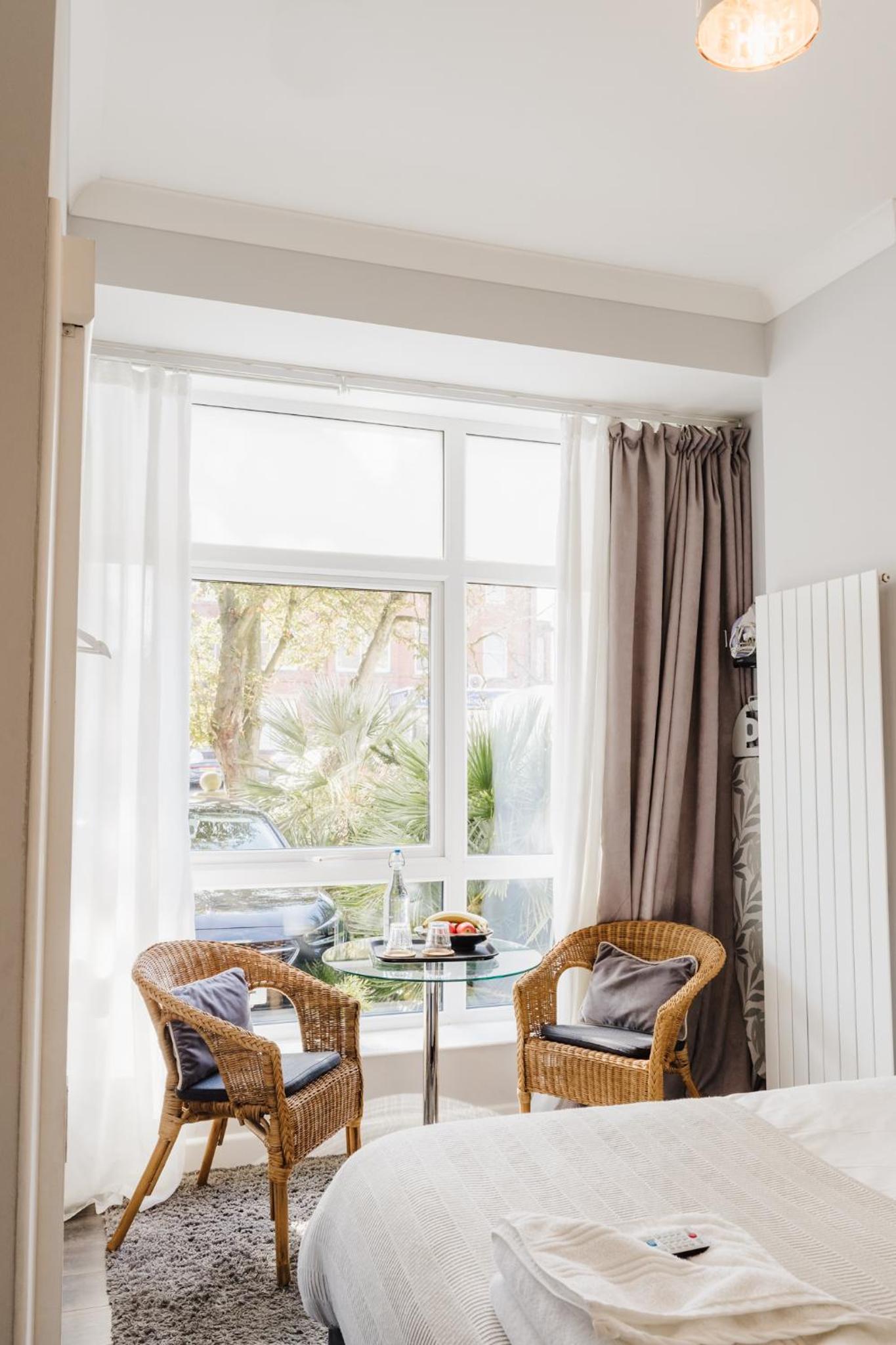 Lytham St Annes Vacations - Sweet Suites Lytham - Property Image 1