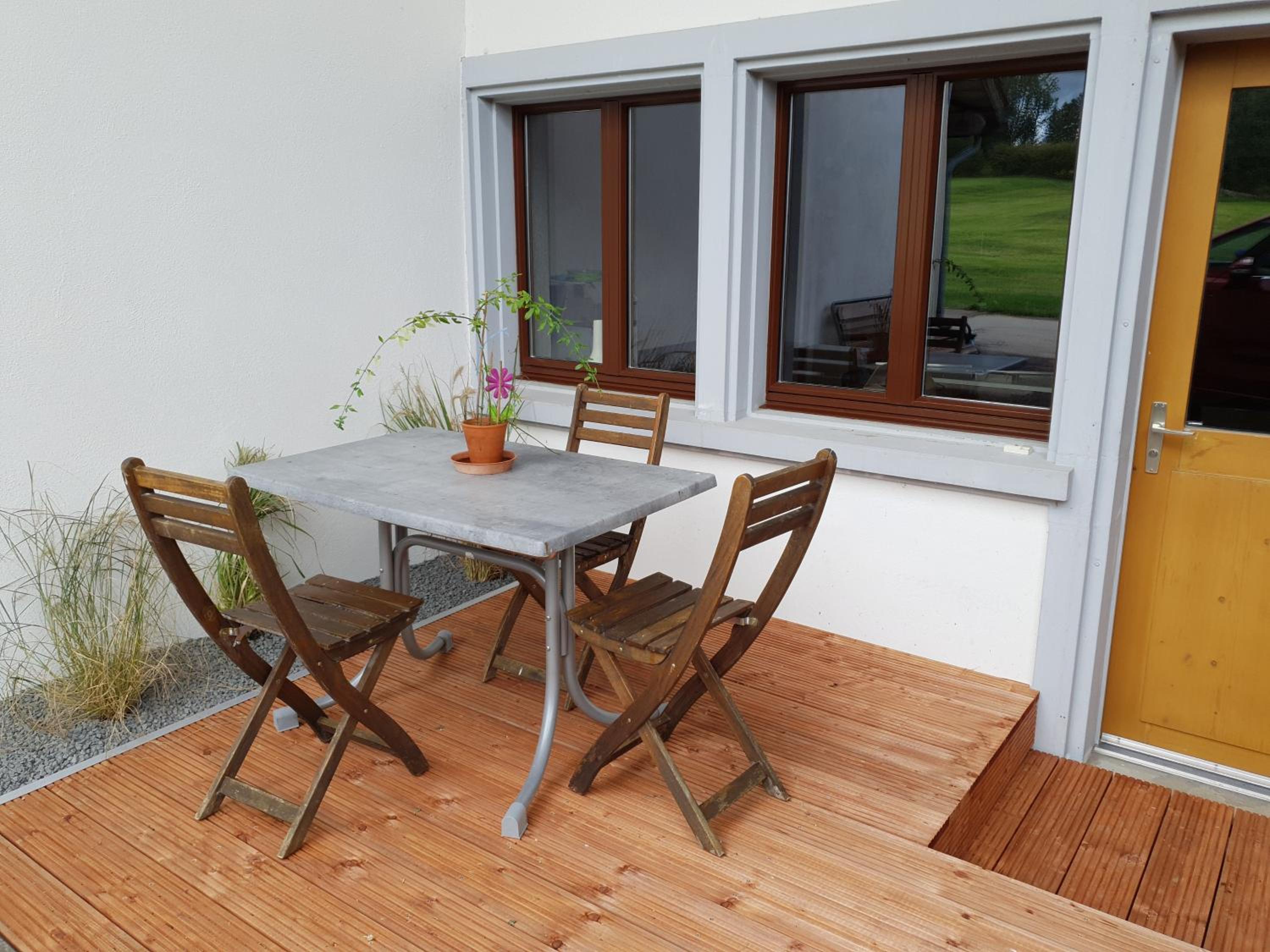 Ô Valanvron - Appartement dans une ancienne ferme neuchâteloise view 2