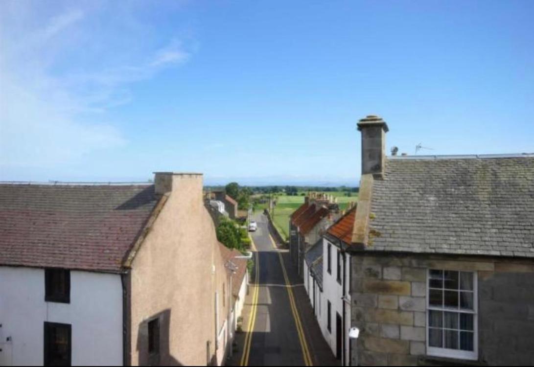 Number Twenty Six - 2 miles from Elie Beach - 15mins to St Andrews view 2