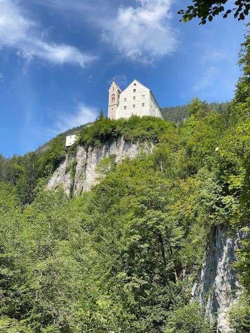 Apartment „AlpView“,Tirol mit Sauna und Pool