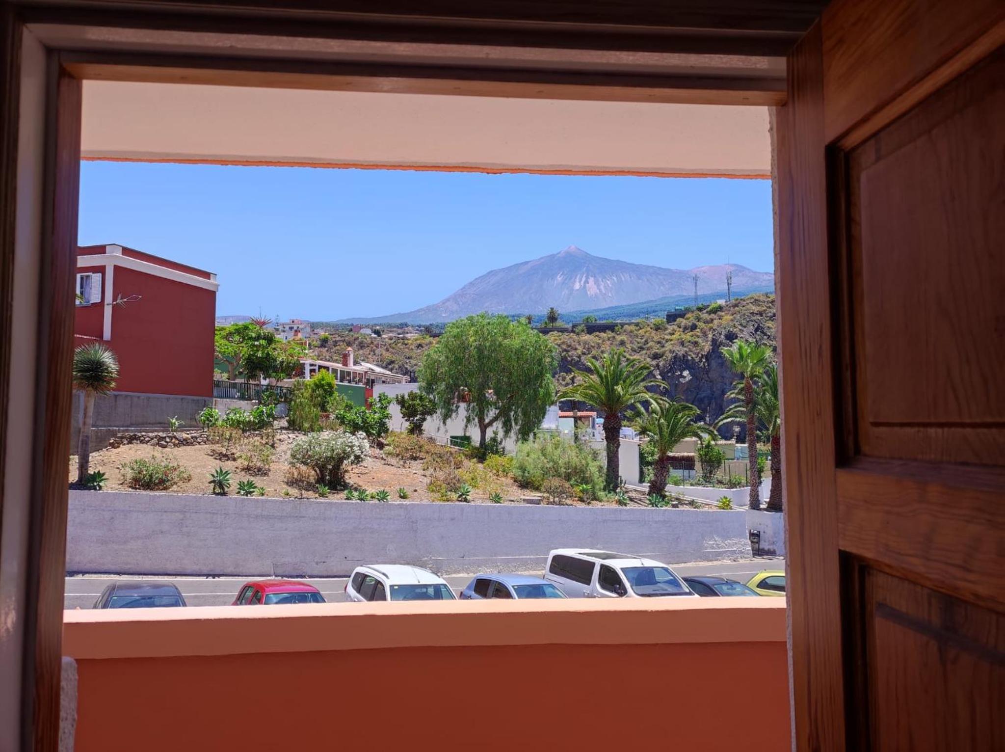 TenoHomes Oceanview Studio with Balcony view 3