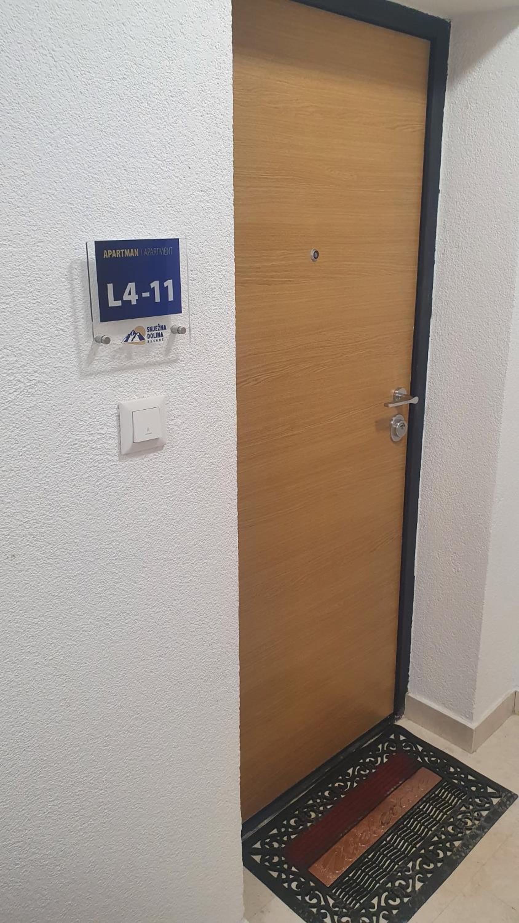 Apartmani Premium Jahorina Snjezna Dolina view 2