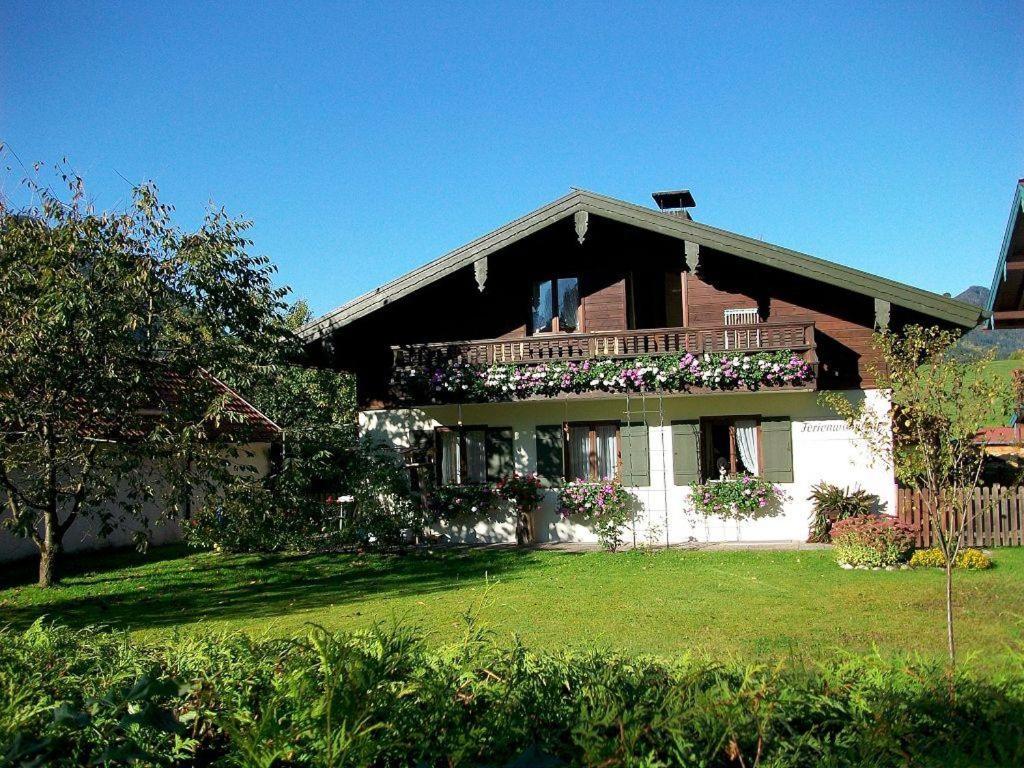 Ferienwohnung Emilia mit Bergblick (Osten) view 2