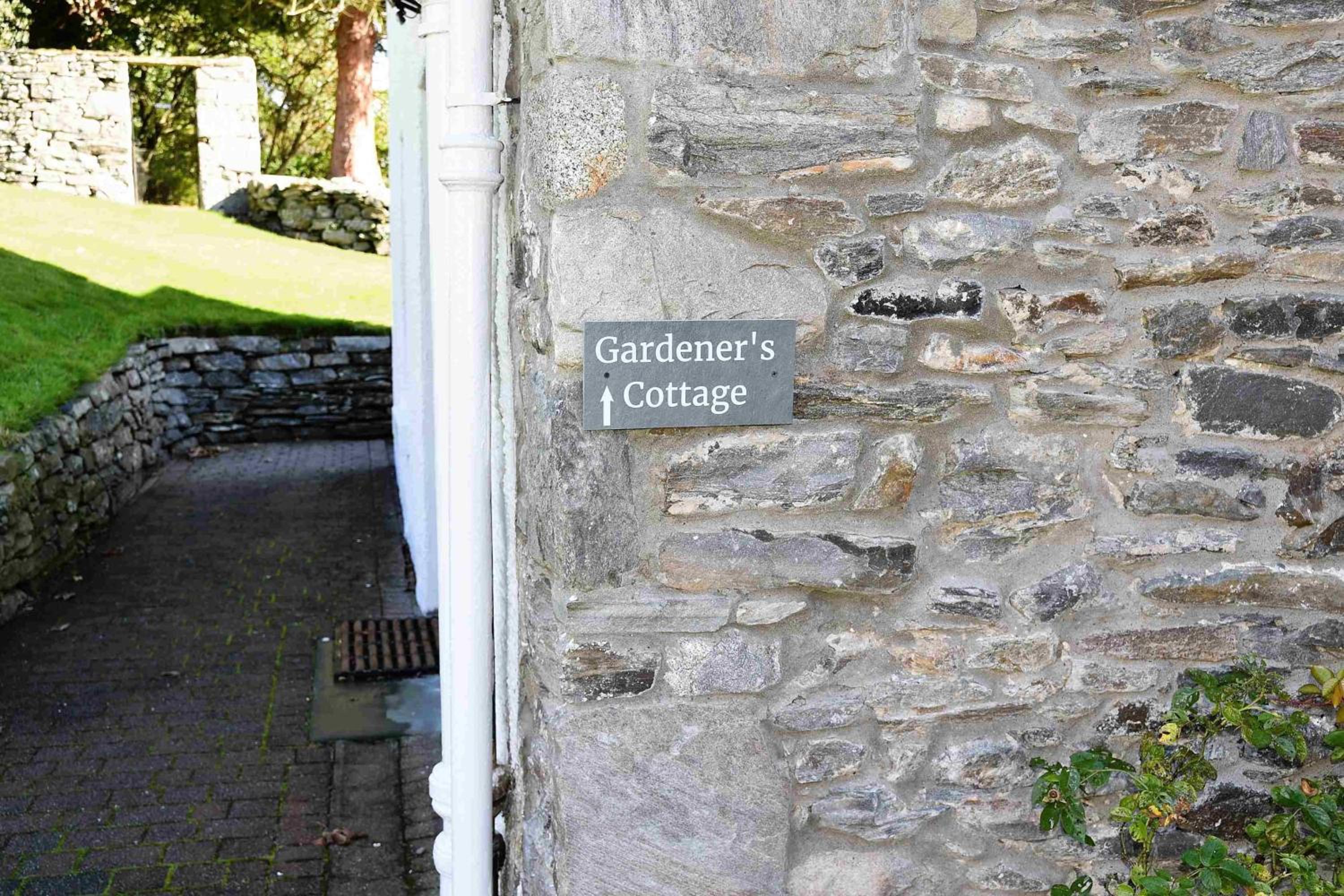 The Gardeners Cottage view 3