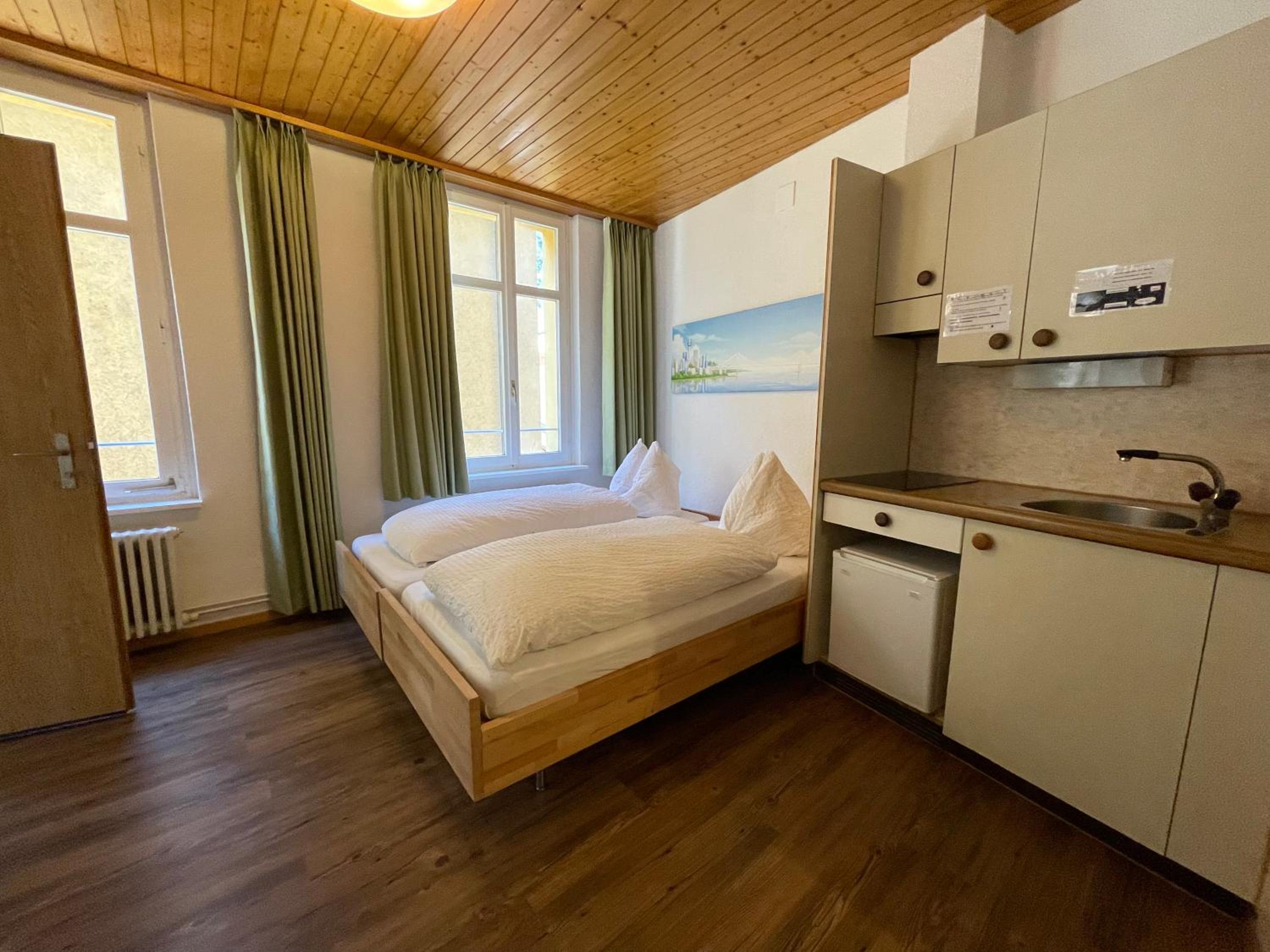 Downtown Apartment 9