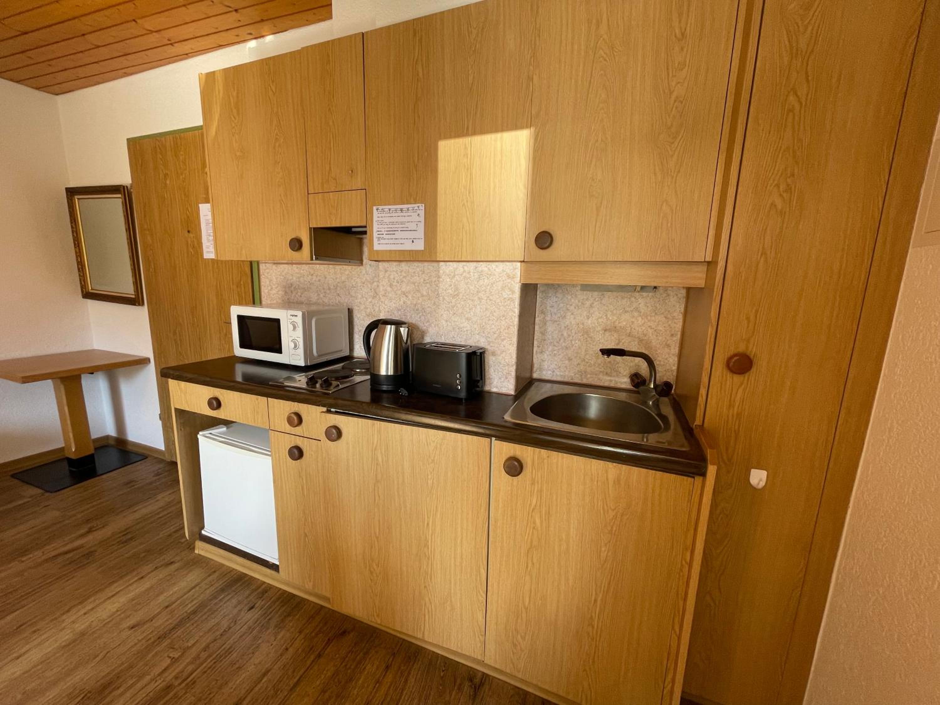 Downtown Apartment 9