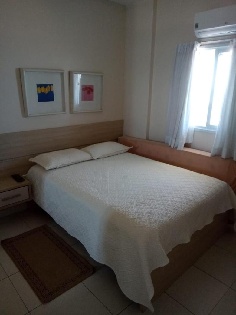 APARTAMENTO TOTALMENTE DE FRENTE AO MAR EM PRAIA GRANDE SP