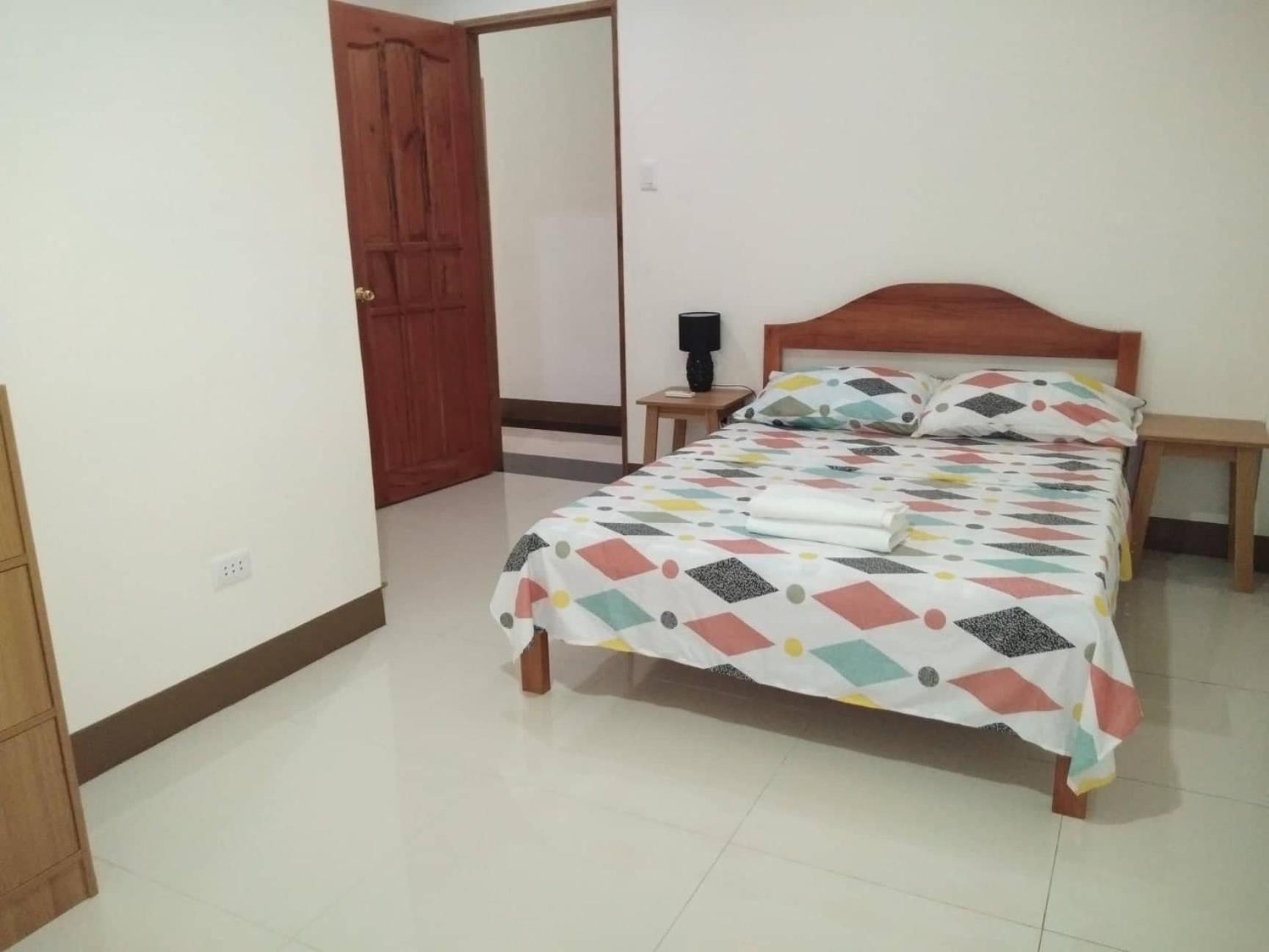 Junie Pension House view 3