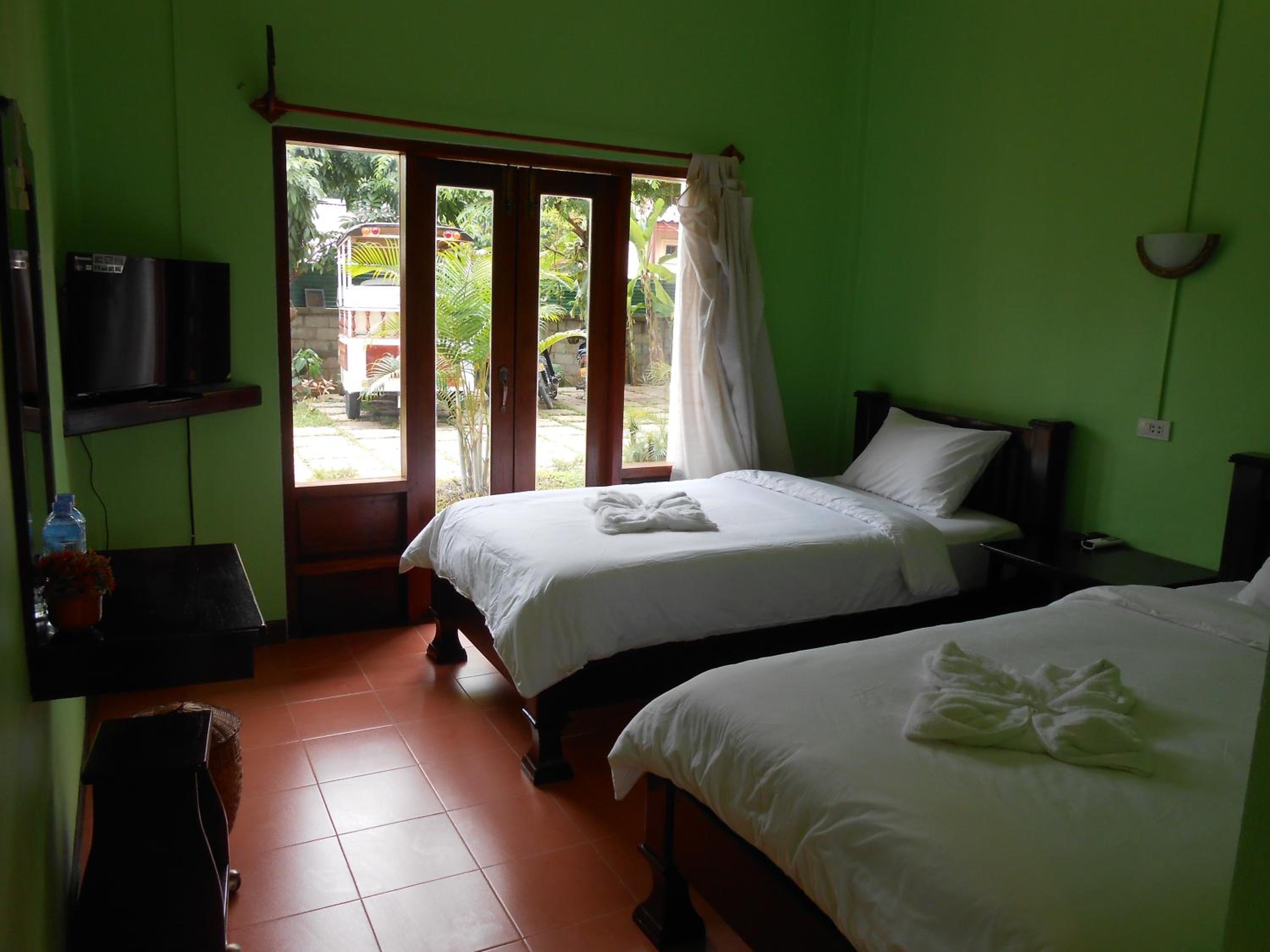 Photo 25
