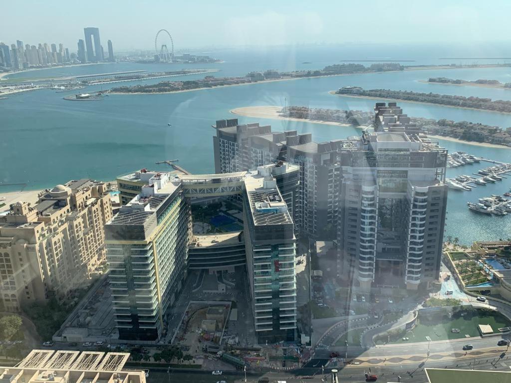 Palm Tower where Luxury & View meet in one place