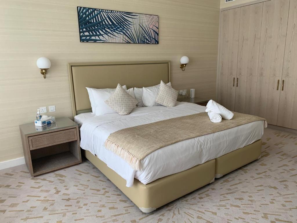 Palm Tower where Luxury & View meet in one place
