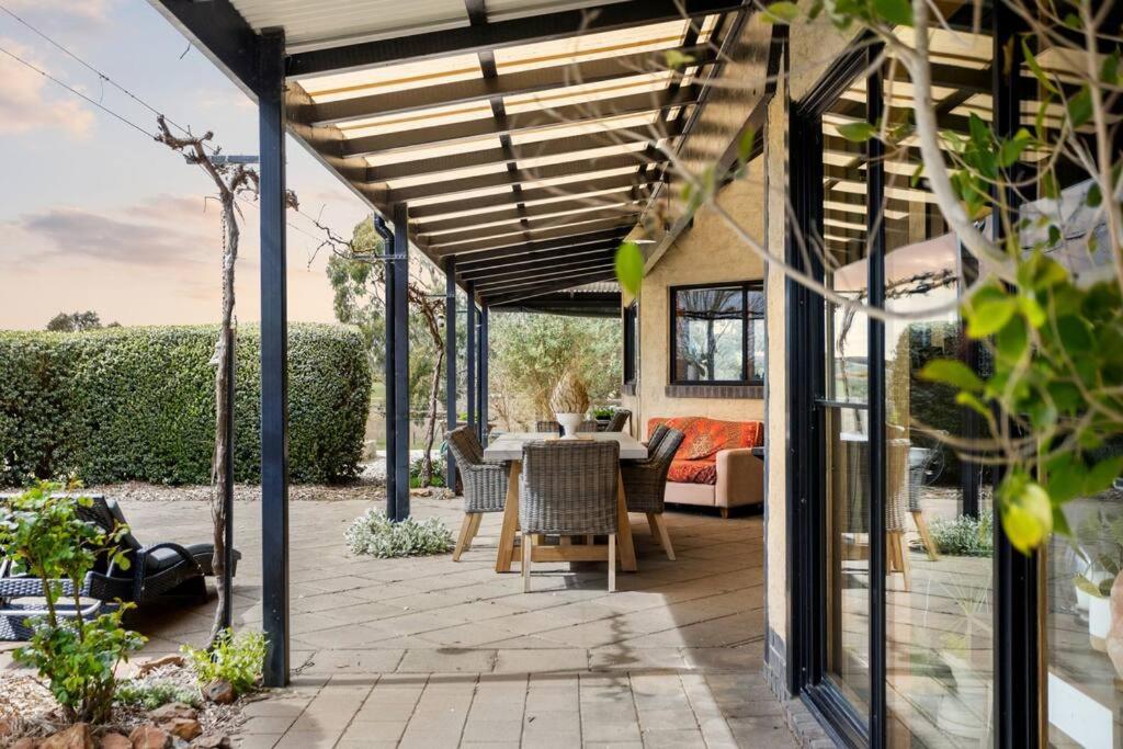 275 Zig Zag - Stunning country property with amazing views