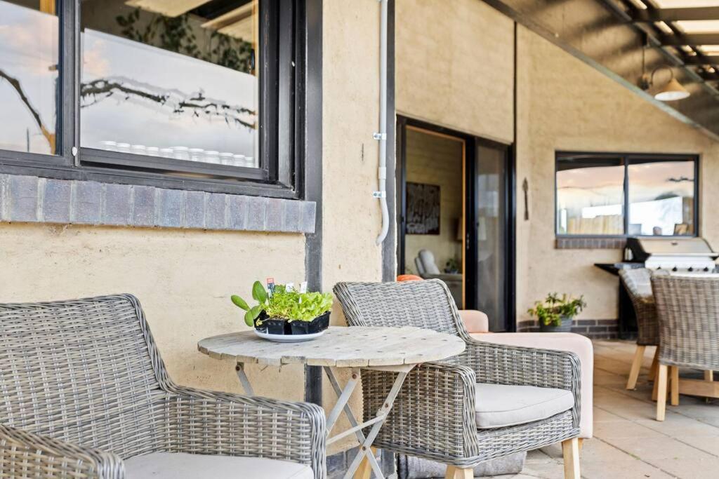 275 Zig Zag - Stunning country property with amazing views
