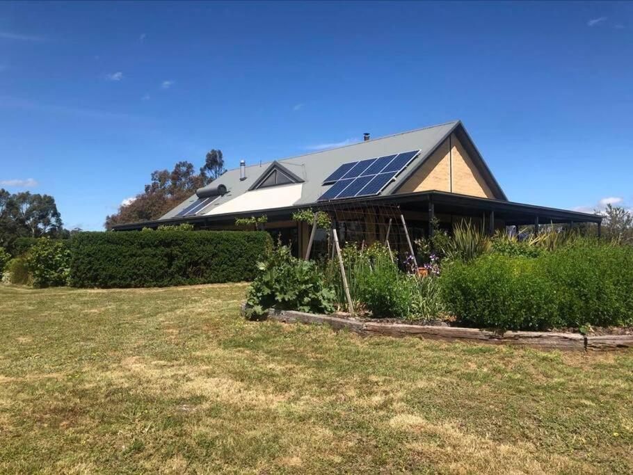 275 Zig Zag - Stunning country property with amazing views
