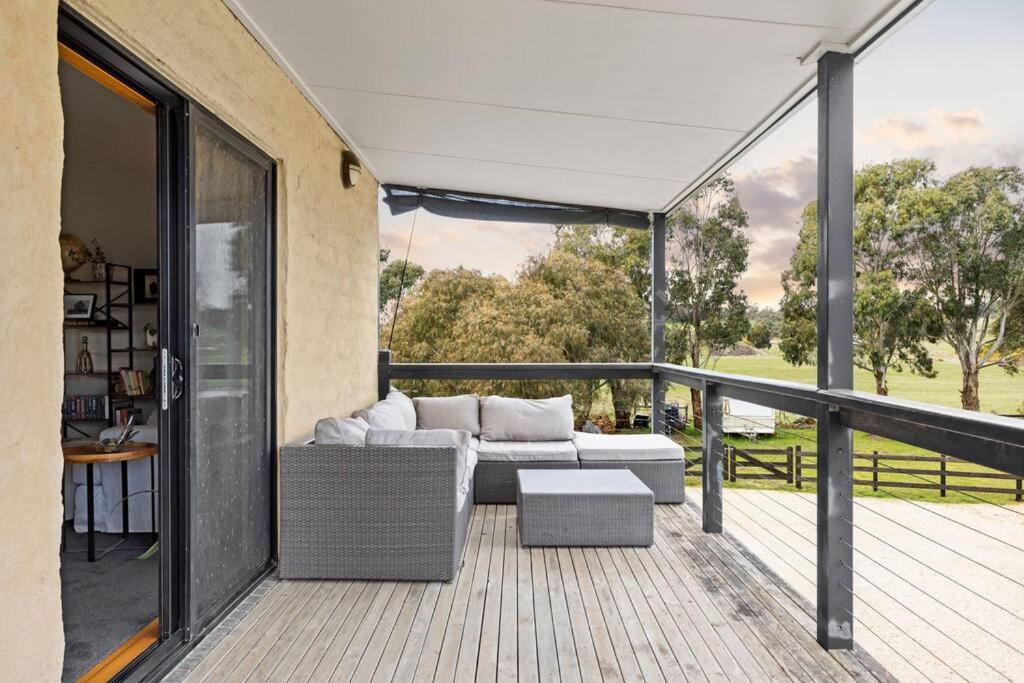 275 Zig Zag - Stunning country property with amazing views