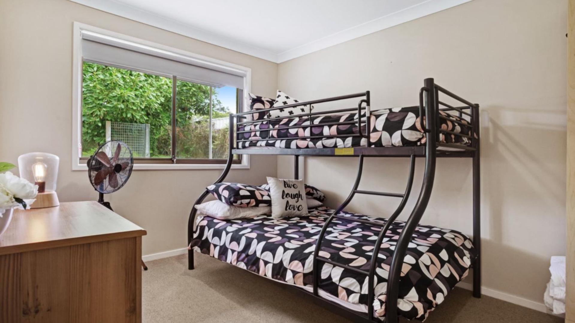 33 Tuloa Avenue Hawks Nest