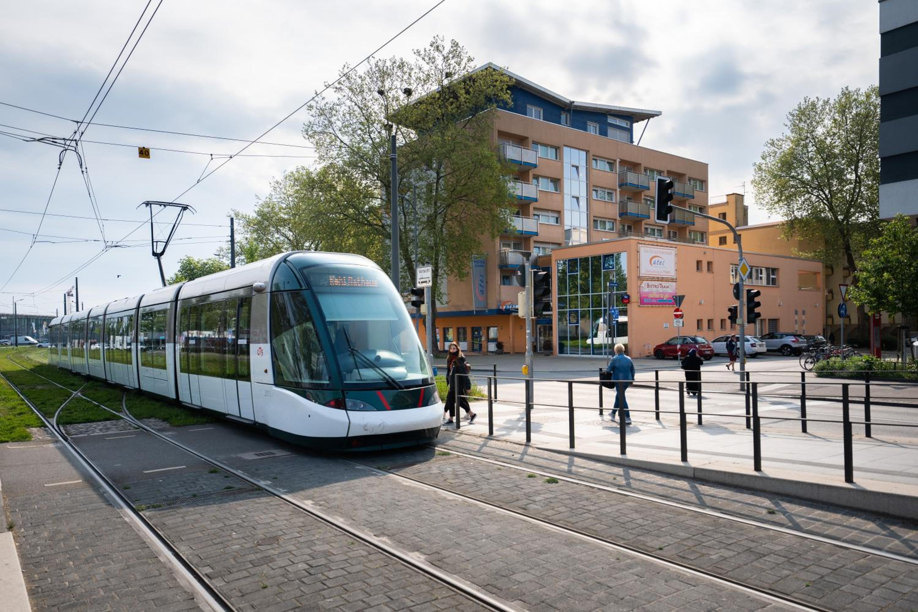 Hotel ates Hotel Kehl - Image 1