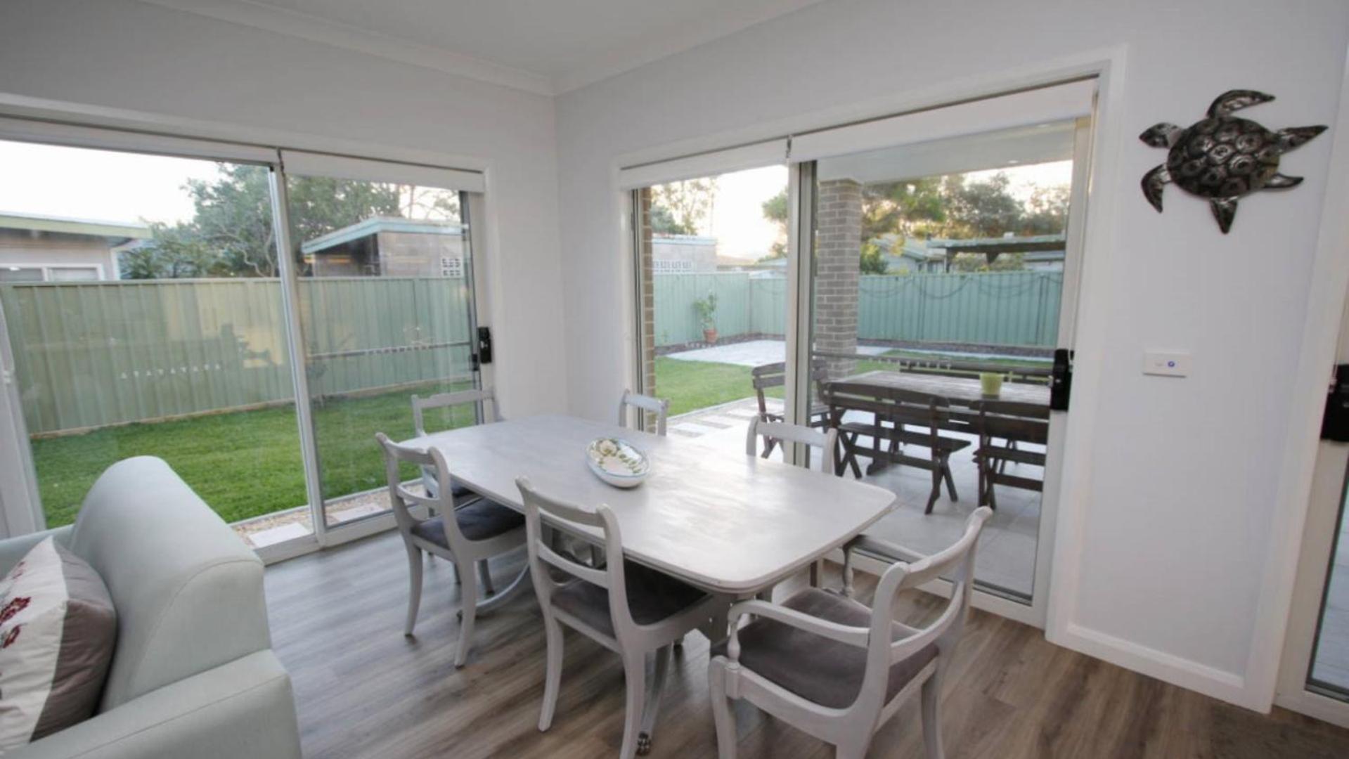 Lindyloo 13 Binda St, Hawks Nest