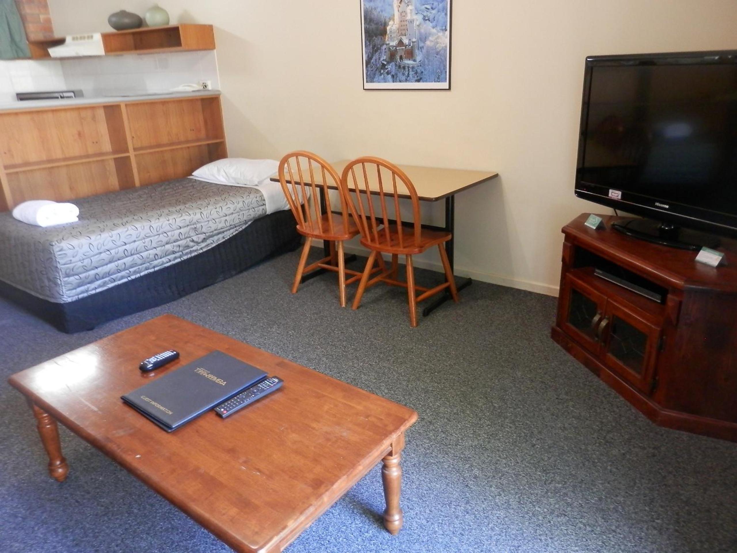 Allan Cunningham Motel