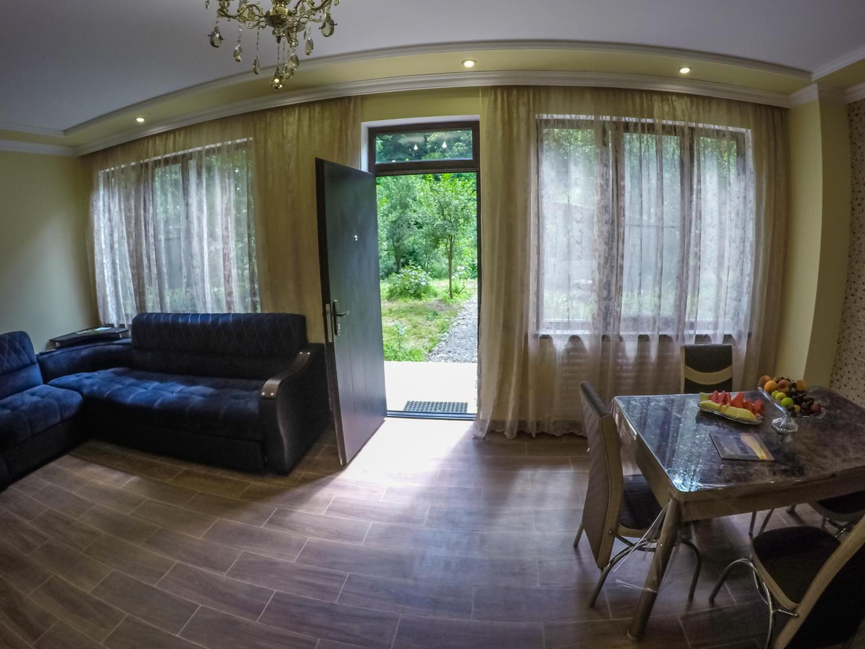 RiverSide Guest House