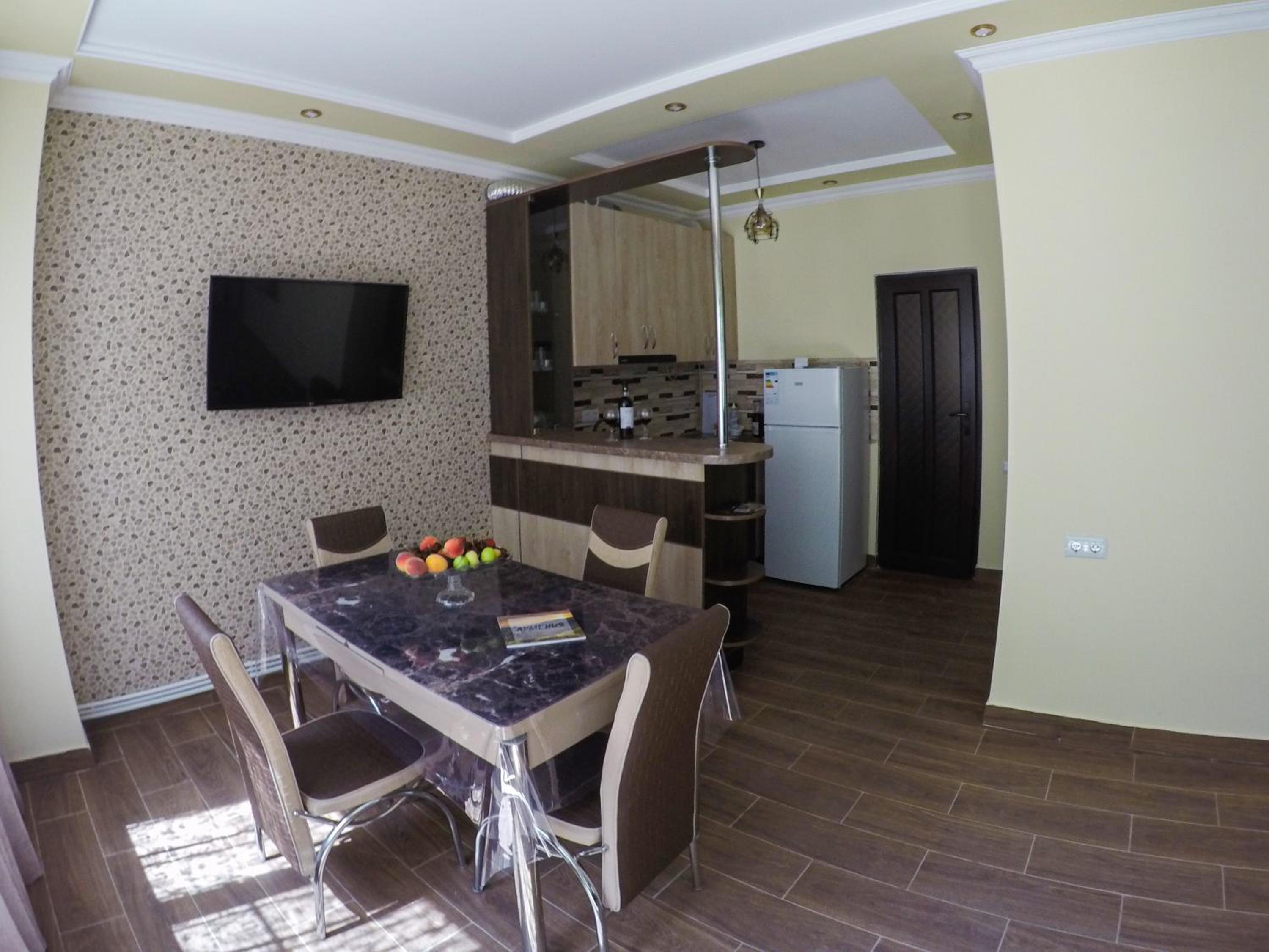 RiverSide Guest House