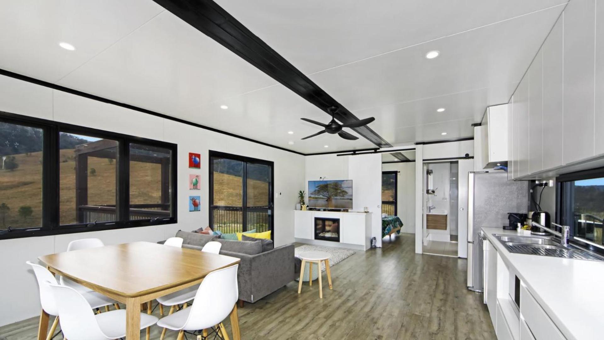 Bindera Container House