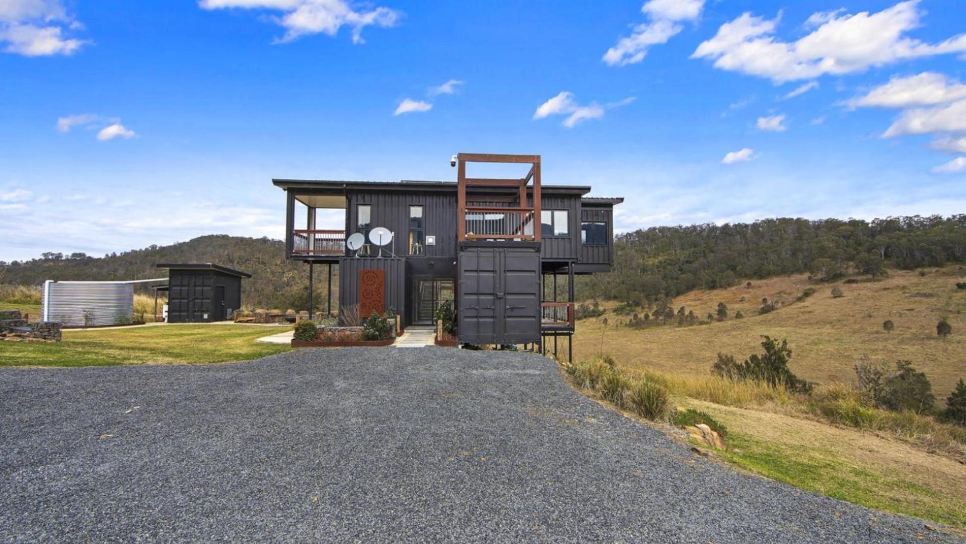 Bindera Container House