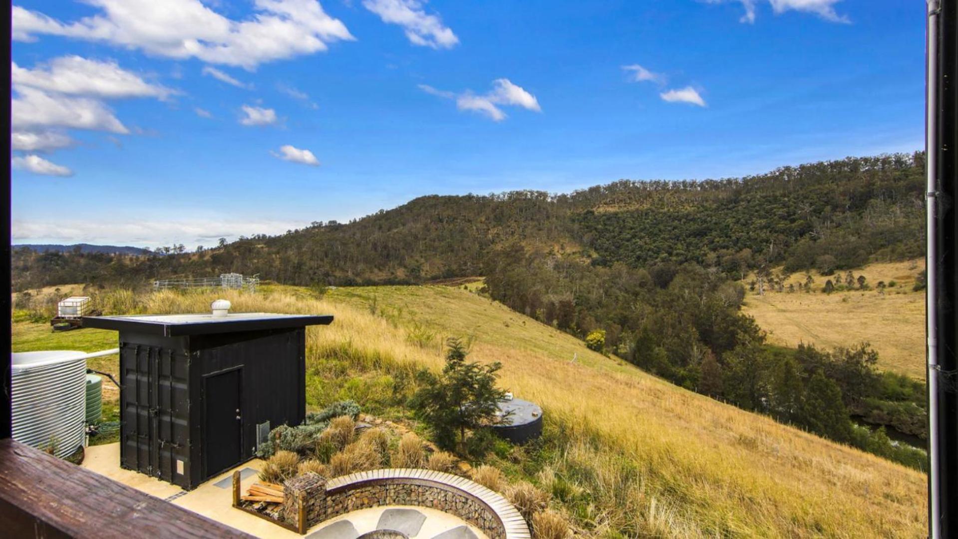 Bindera Container House