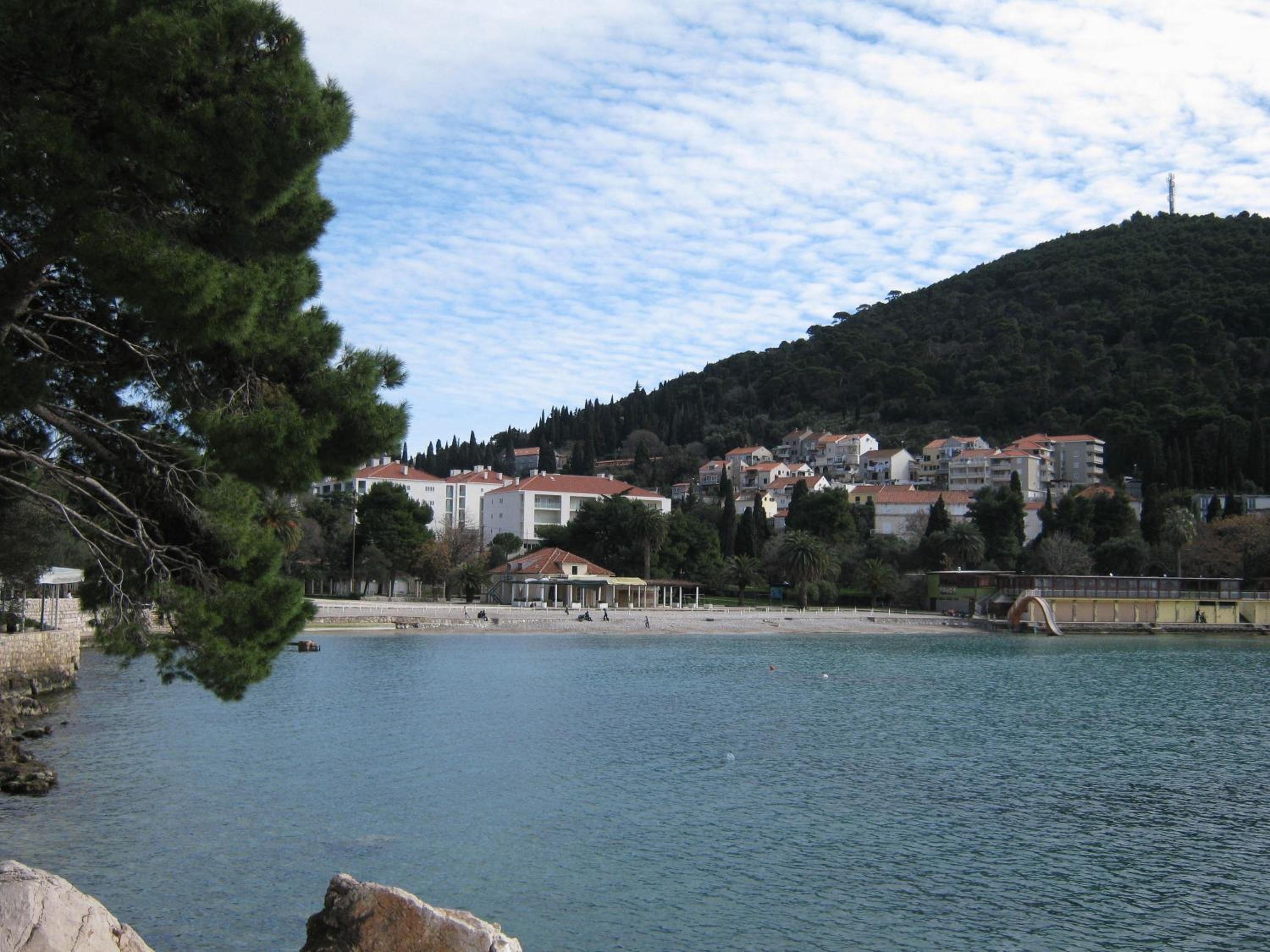 Apartments and Rooms Artemida