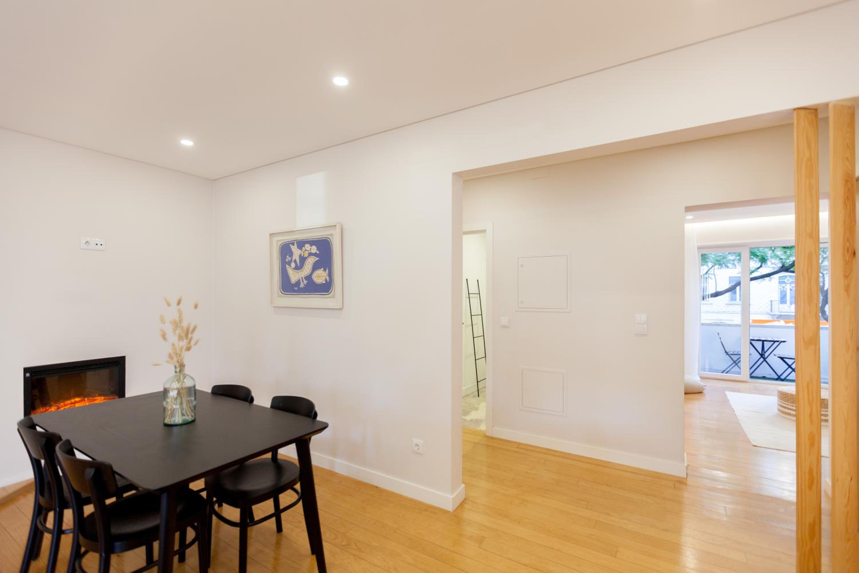 FLH Gulbenkian Apartment with Balcony view 2