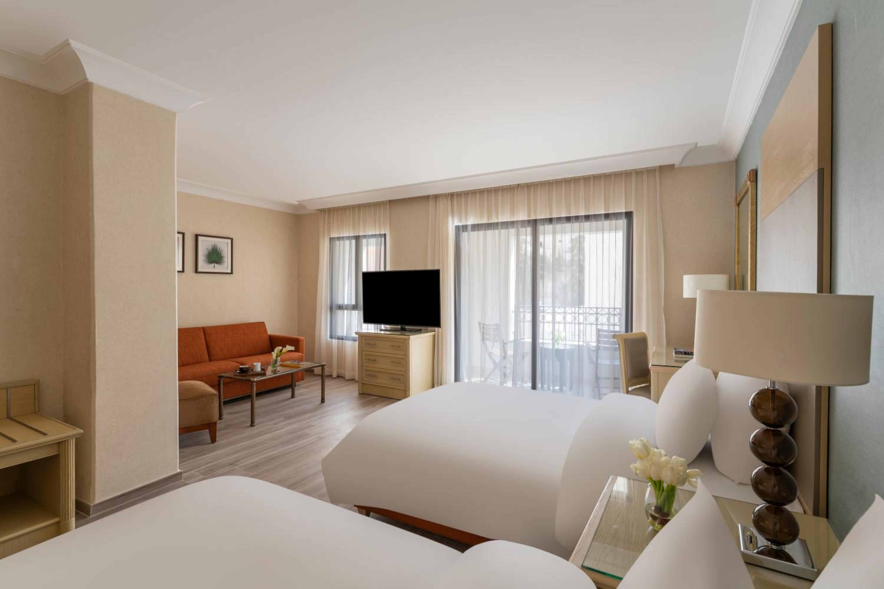 Mövenpick Resort Petra — photo 129