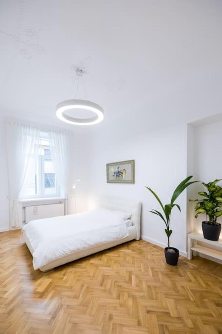 Art Nouveau Residence - 210 m2 view 2