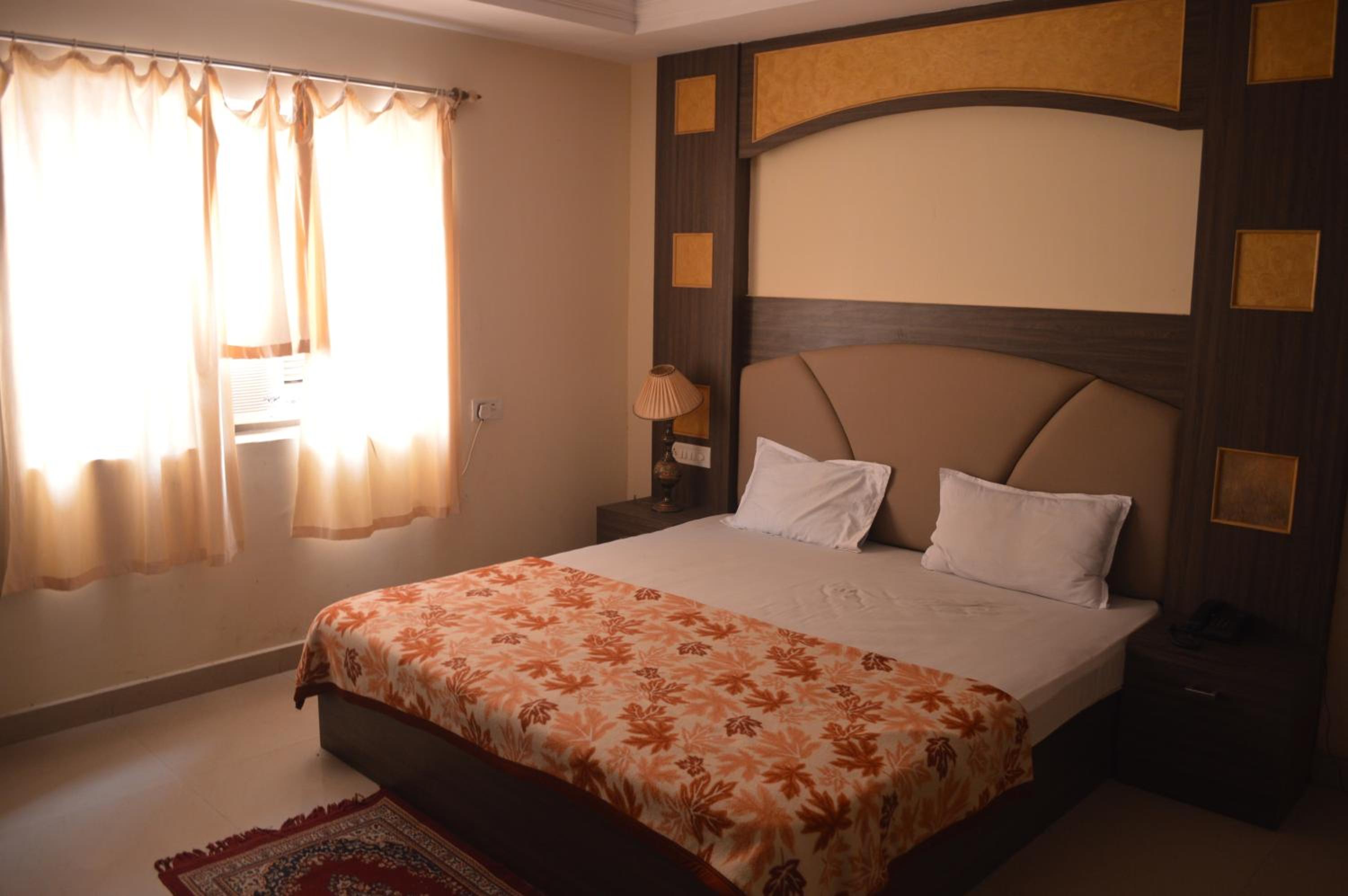 Hotel City Palace view 2