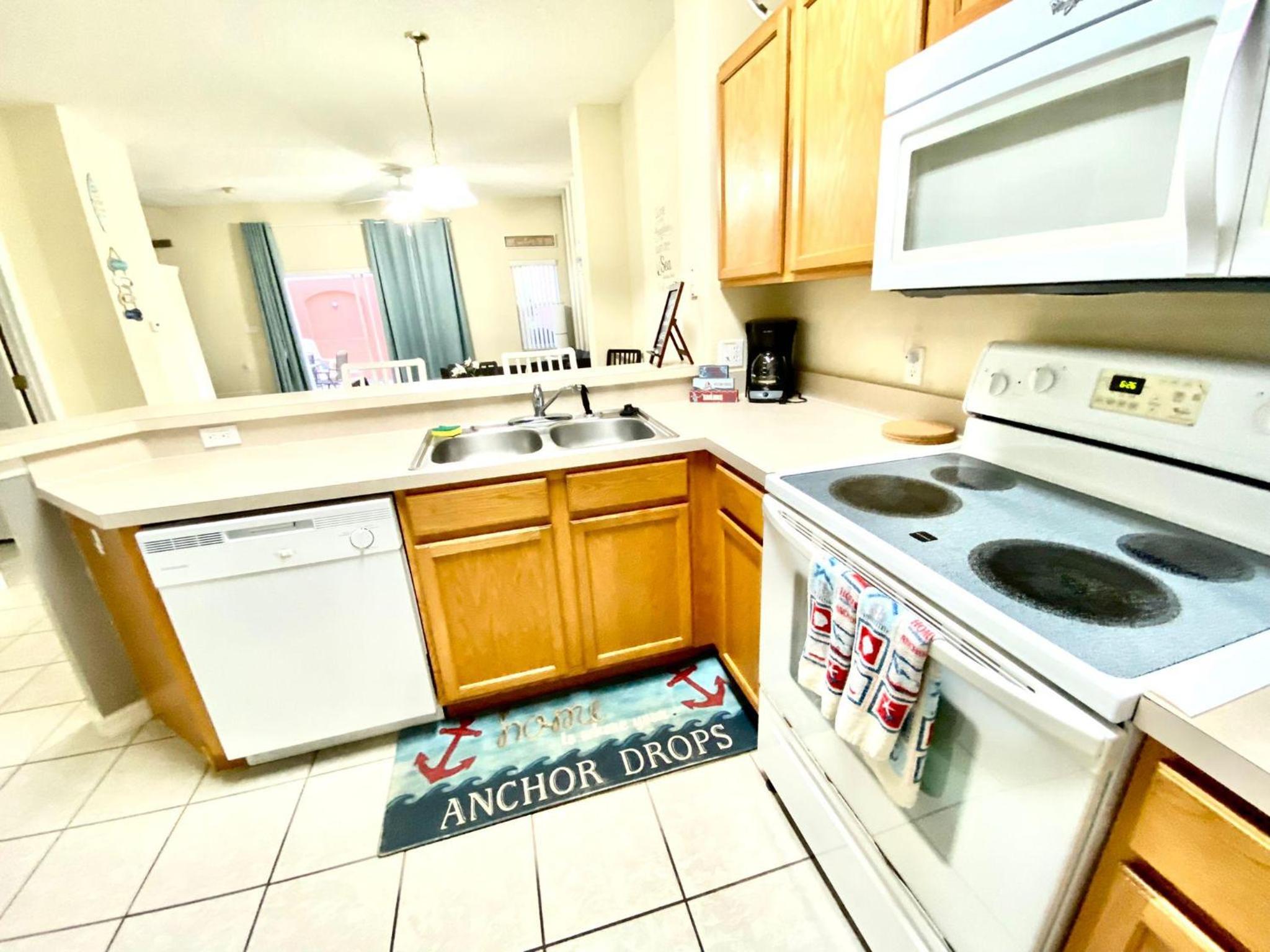 Amazing 32 Townhome With Lake View At Terra Verde!! view 3
