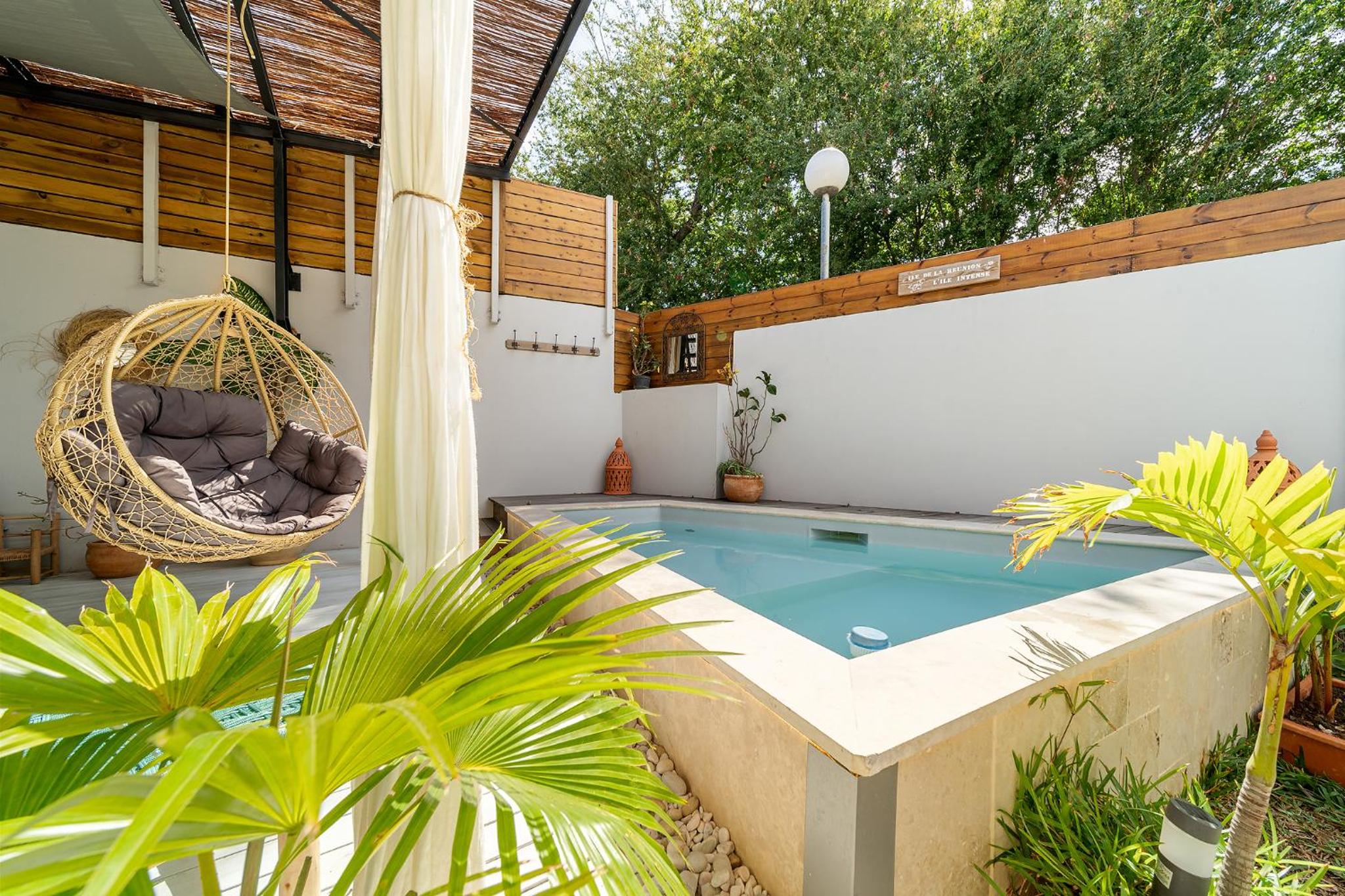 Villa latrille - piscine - sauna - jacuzzi view 2