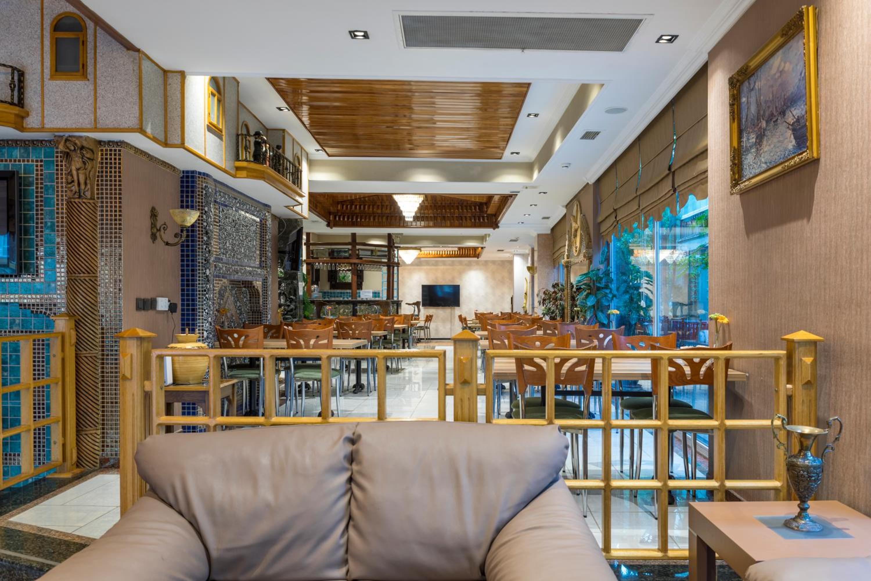 Ankara Royal Hotel - Image 16