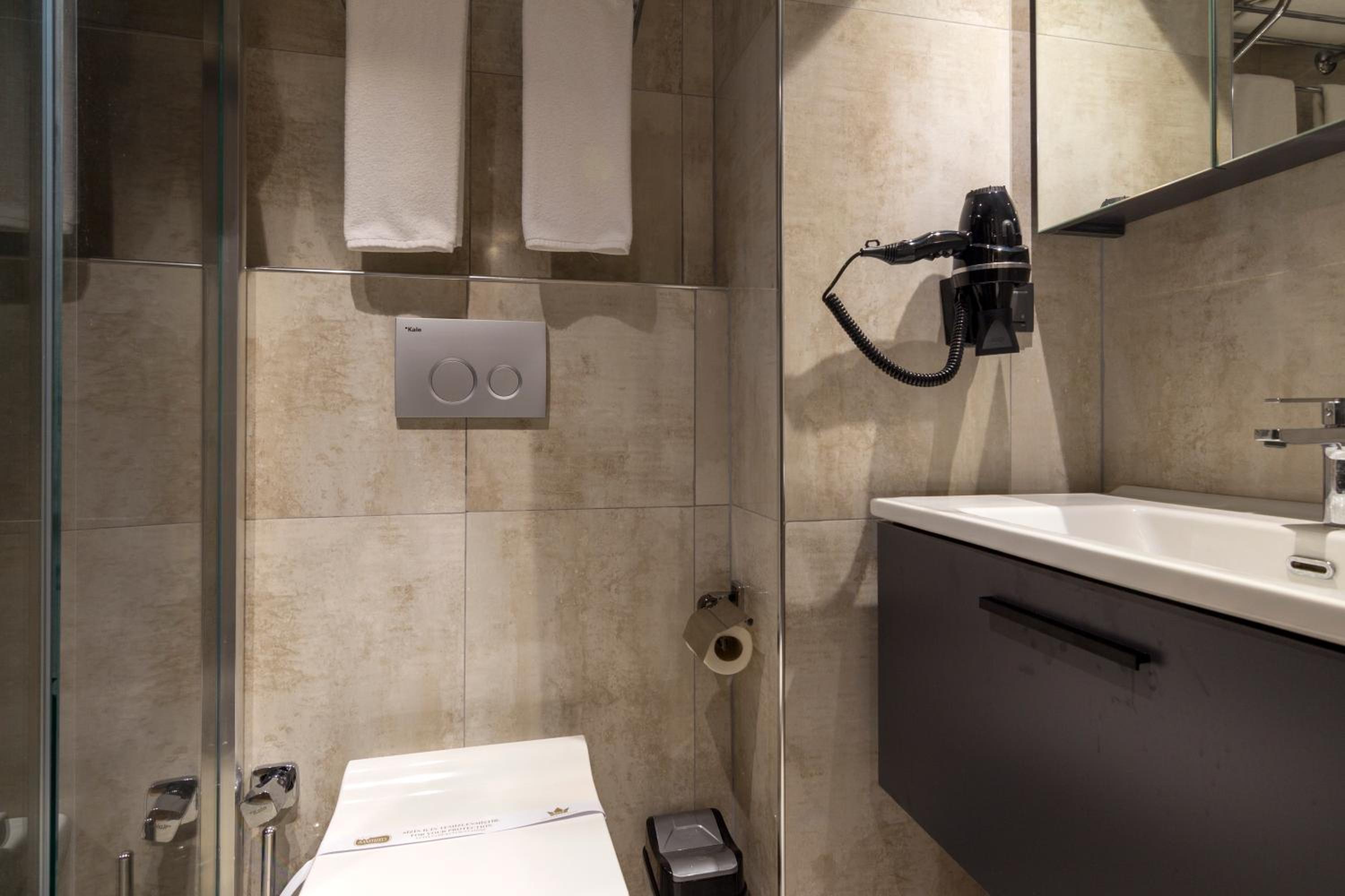 Ankara Royal Hotel - Image 8