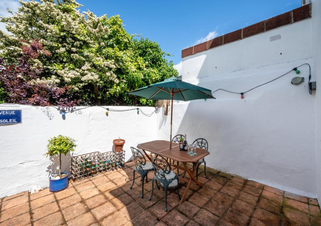 3 Bed in Brighton oc-bt004